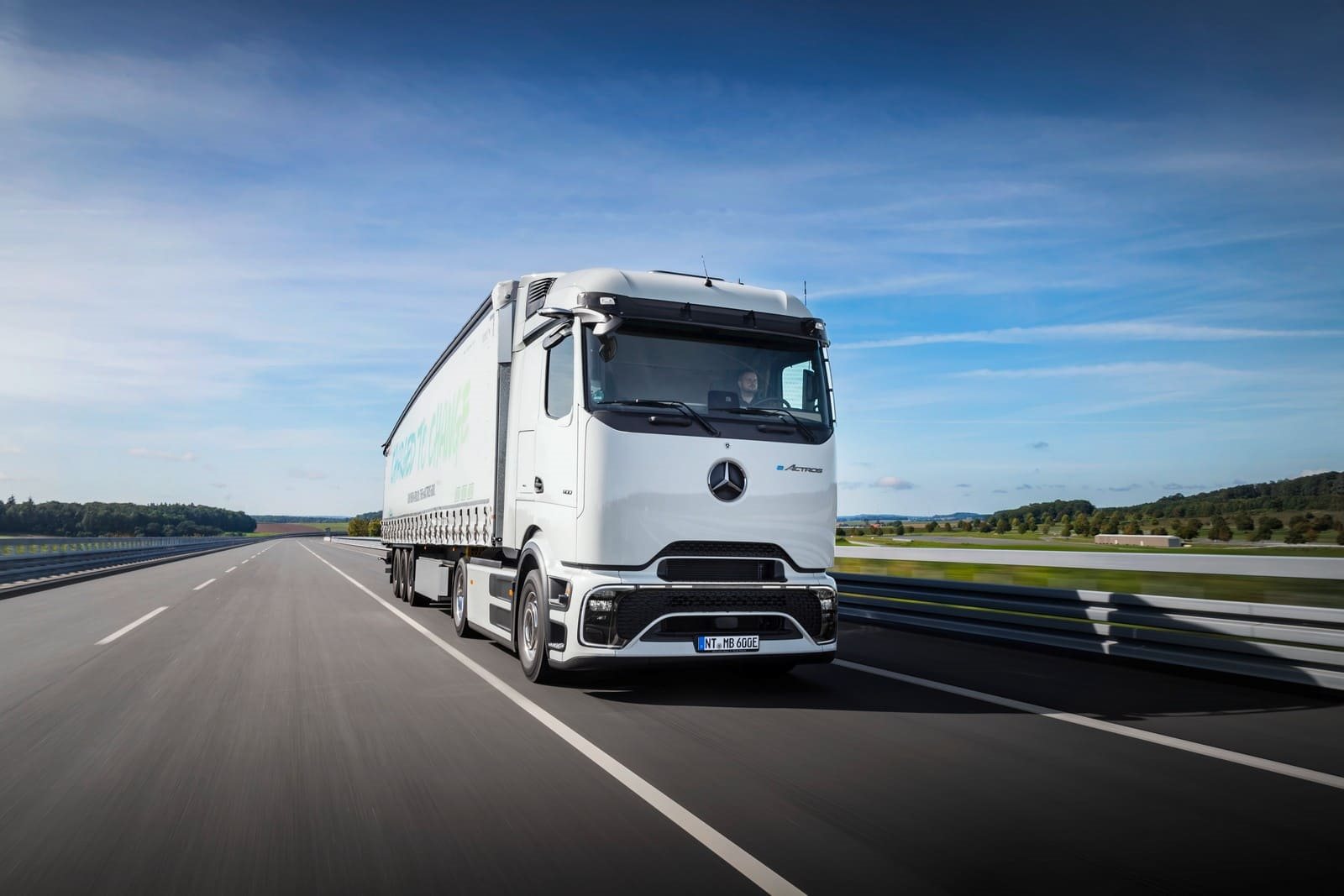 MERCEDES-BENZ eACTROS 600 REALIZA JORNADA DE TESTE MAIS EXTENSA DA HISTÓRIA DA EMPRESA, foto 2