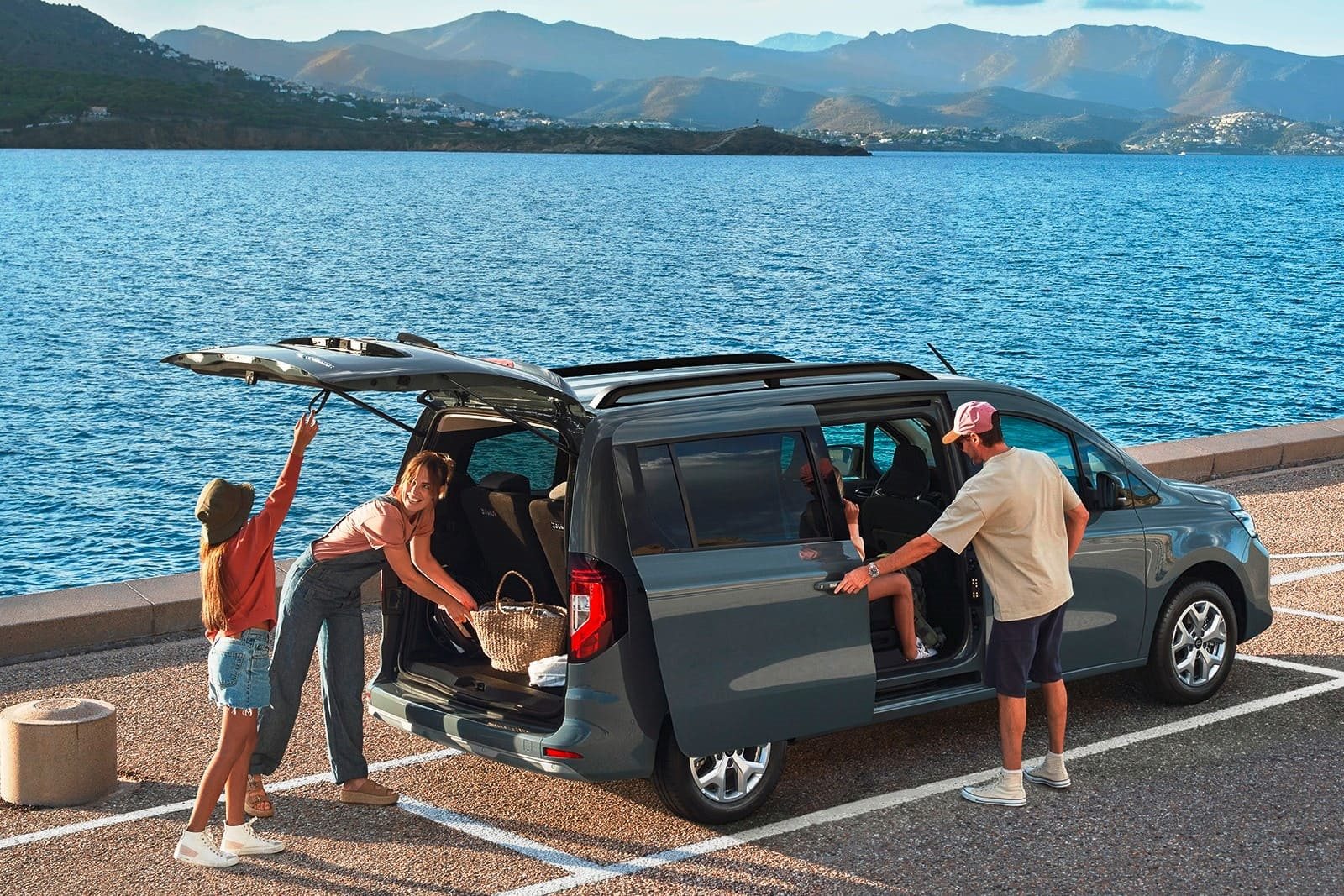NISSAN TOWNSTAR EVALIA: MAIS VERSÁTIL PARA AJUDAR NO COTIDIANO E CURTIR O FINAL DE SEMANA, foto 1