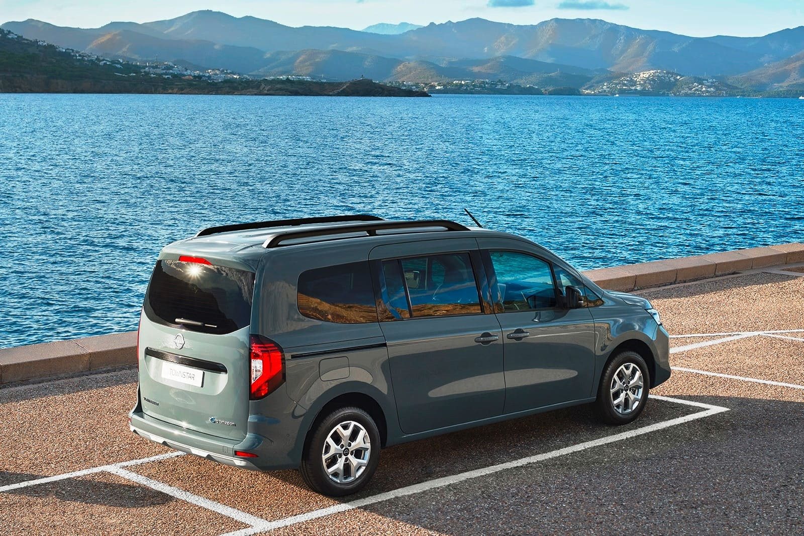 NISSAN TOWNSTAR EVALIA: MAIS VERSÁTIL PARA AJUDAR NO COTIDIANO E CURTIR O FINAL DE SEMANA, foto 2