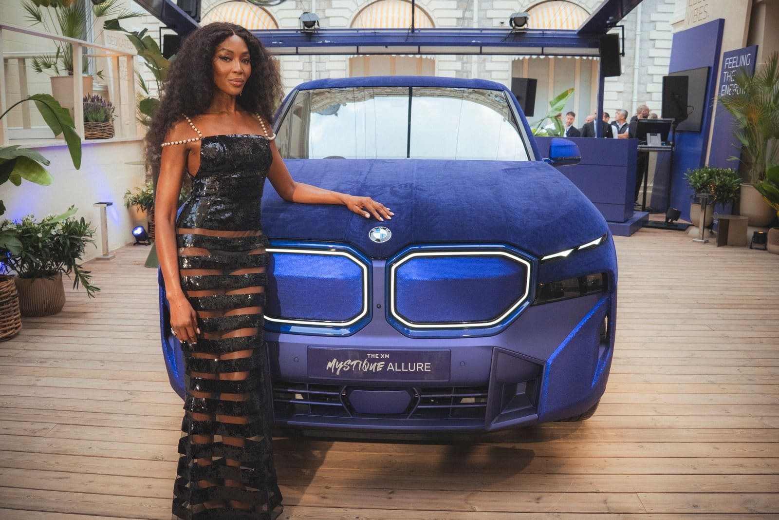 BMW XM MYSTIQUE ALLURE INSPIRADO EM NAOMI CAMPBELL FAZ ESTREIA MUNDIAL EM CANNES, foto 4
