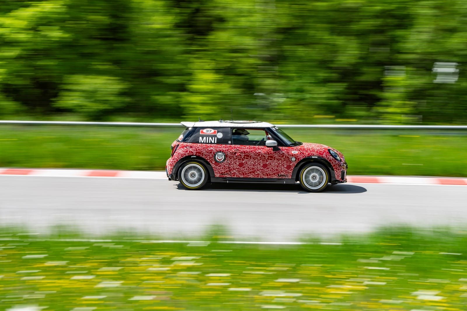 O TOTALMENTE NOVO MINI JOHN COOPER WORKS FARÁ SUA PRIMEIRA APARIÇÃO NAS 24 HORAS DE NÜRBURGRING ANTES DE SUA ESTREIA MUNDIAL, foto 34