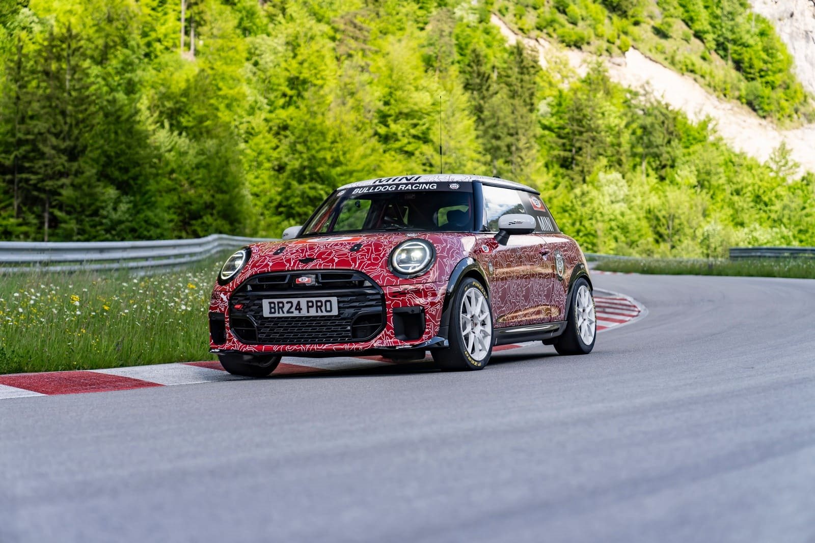 O TOTALMENTE NOVO MINI JOHN COOPER WORKS FARÁ SUA PRIMEIRA APARIÇÃO NAS 24 HORAS DE NÜRBURGRING ANTES DE SUA ESTREIA MUNDIAL, foto 40