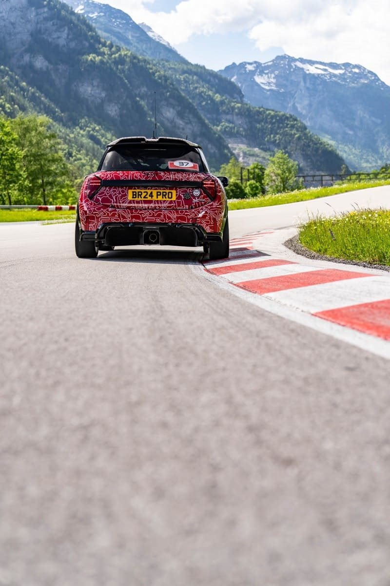 O TOTALMENTE NOVO MINI JOHN COOPER WORKS FARÁ SUA PRIMEIRA APARIÇÃO NAS 24 HORAS DE NÜRBURGRING ANTES DE SUA ESTREIA MUNDIAL, foto 45