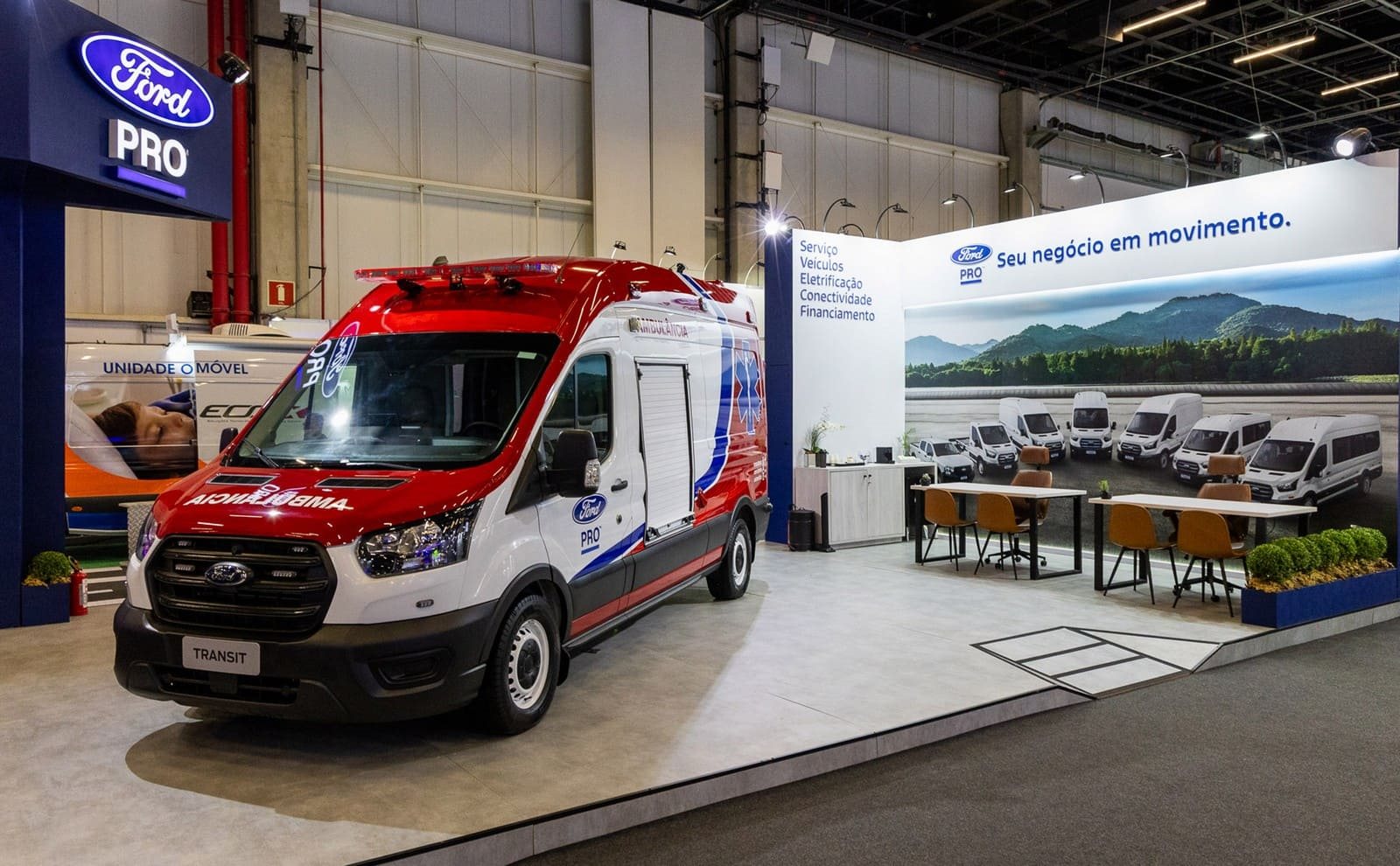FORD PRO EXIBE TRANSIT AUTOMÁTICA AMBULÂNCIA NA FEIRA HOSPITALAR 2024, foto 1