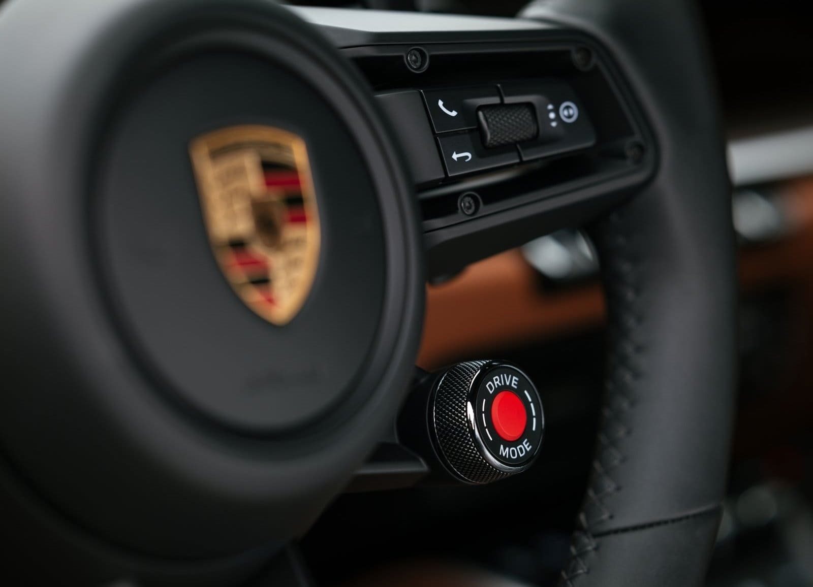 NOVOS PORSCHE 911 CARRERA GTS E 911 CARRERA: T-HYBRID APRIMORA SIGNIFICATIVAMENTE O DESEMPENHO, foto 5