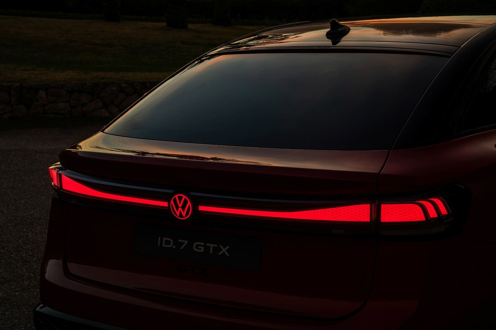 VOLKSWAGEN ID.7 COM NOVAS VERSÕES: O EXTREMAMENTE DINÂMICO GTX E O PRO S COM AUTONOMIA DE ATÉ 709 KM, foto 3