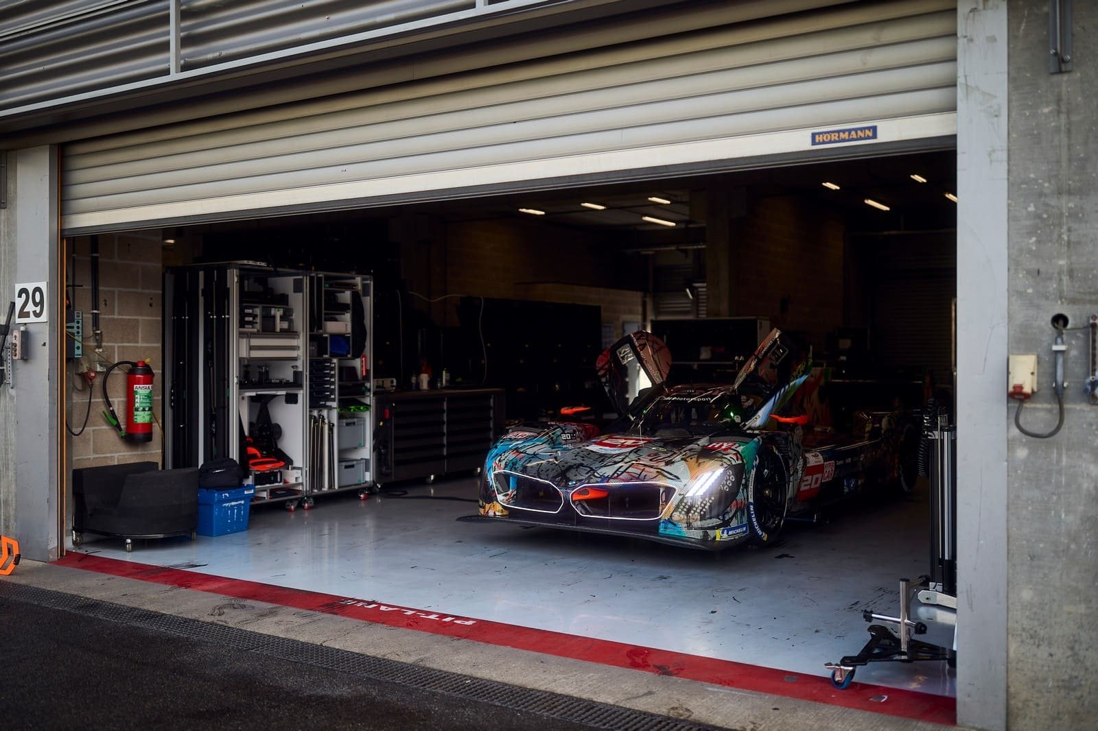 24H LE MANS: BMW M MOTORSPORT RETORNA À CLASSE SUPERIOR APÓS 25 ANOS COM O BMW M HYBRID V8, foto 14