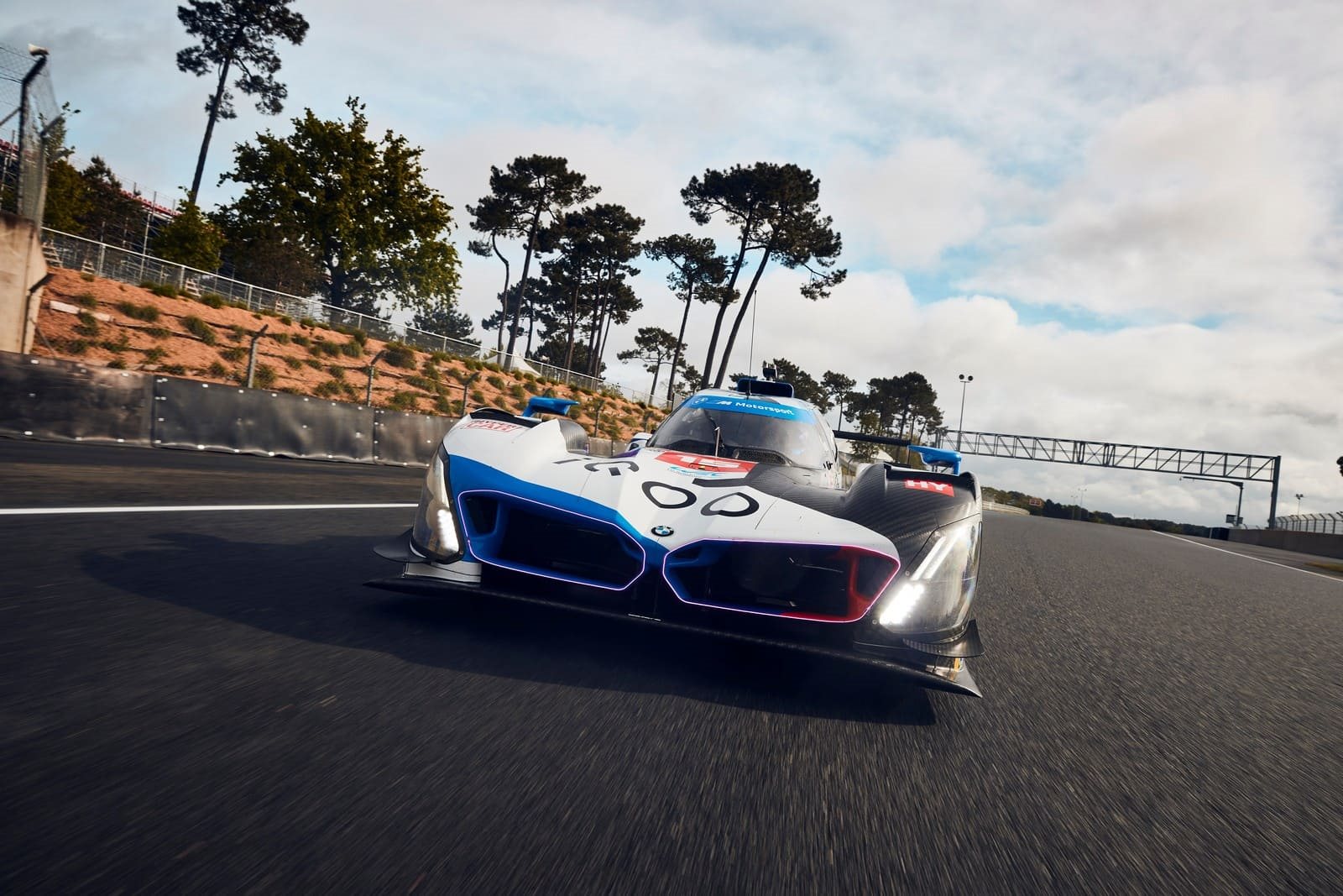 24H LE MANS: BMW M MOTORSPORT RETORNA À CLASSE SUPERIOR APÓS 25 ANOS COM O BMW M HYBRID V8, foto 46
