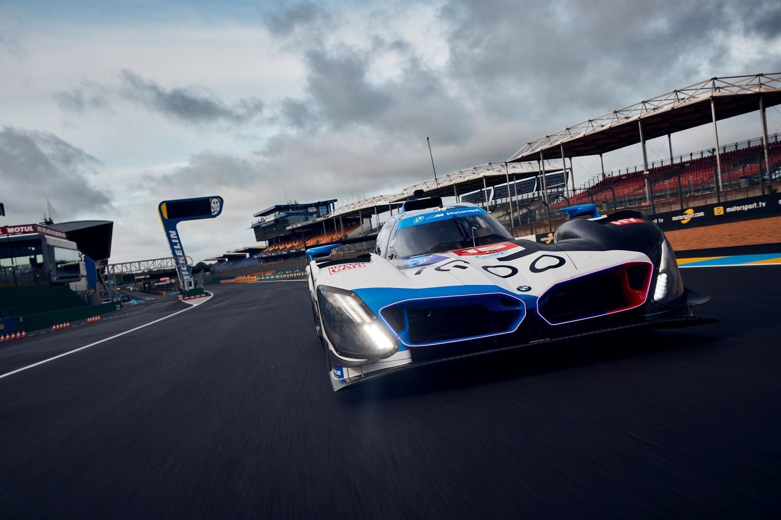 24H LE MANS: BMW M MOTORSPORT RETORNA À CLASSE SUPERIOR APÓS 25 ANOS COM O BMW M HYBRID V8, foto 59