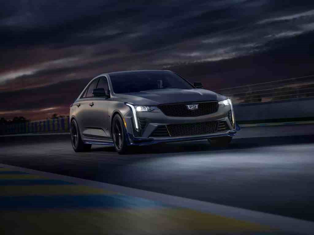 CADILLAC CT4-V E CT5-V BLACKWING AINDA MAIS SELVAGENS PRESTAM HOMENAGEM A LE MANS, foto 2
