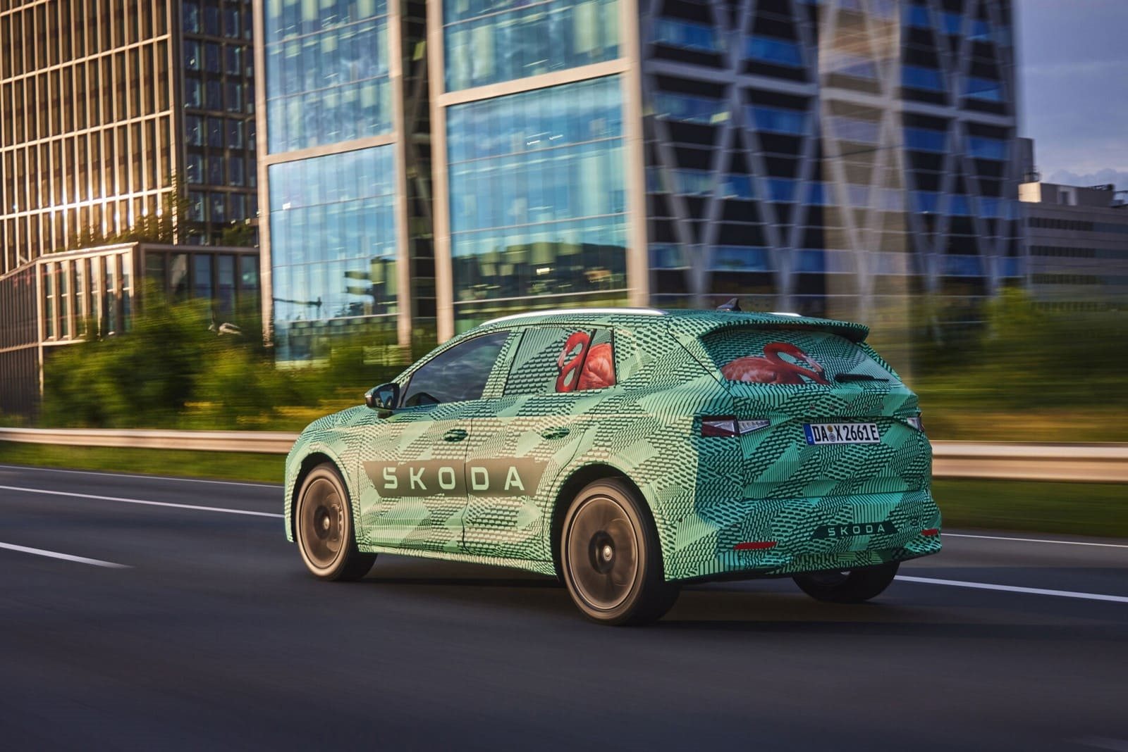 SKODA ELROQ: SURGEM NOVOS DETALHES DO SUV CHECO QUE CHEGARÁ CARREGADO DE TECNOLOGIA, foto 66