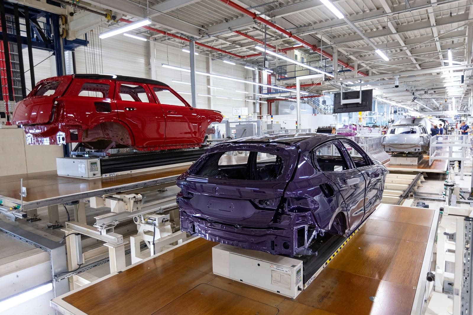 BMW SÉRIE 1 COMEÇA SUA PRODUÇÃO NA PLANTA ALEMÃ DE LEIPZIG, foto 1