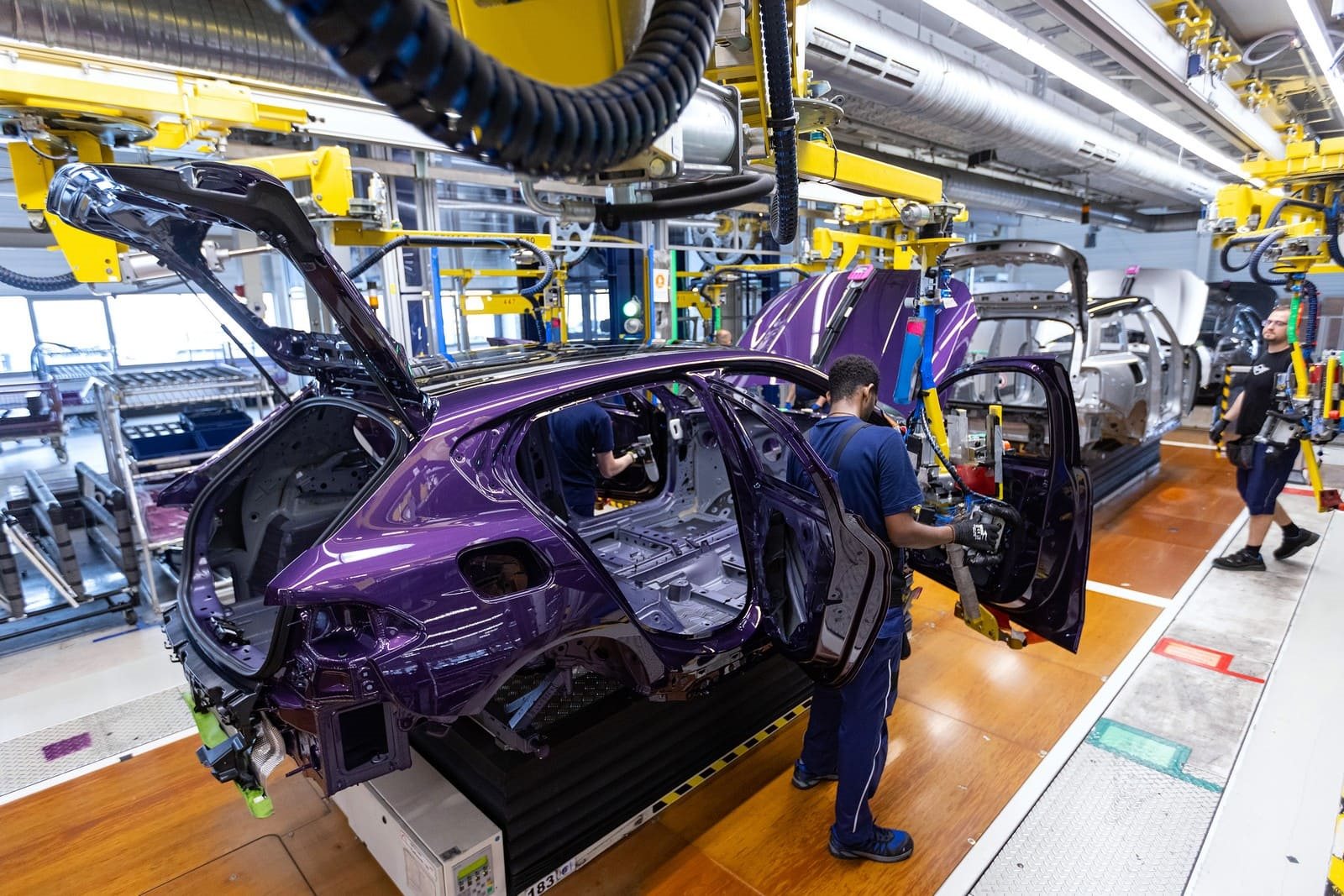 BMW SÉRIE 1 COMEÇA SUA PRODUÇÃO NA PLANTA ALEMÃ DE LEIPZIG, foto 4