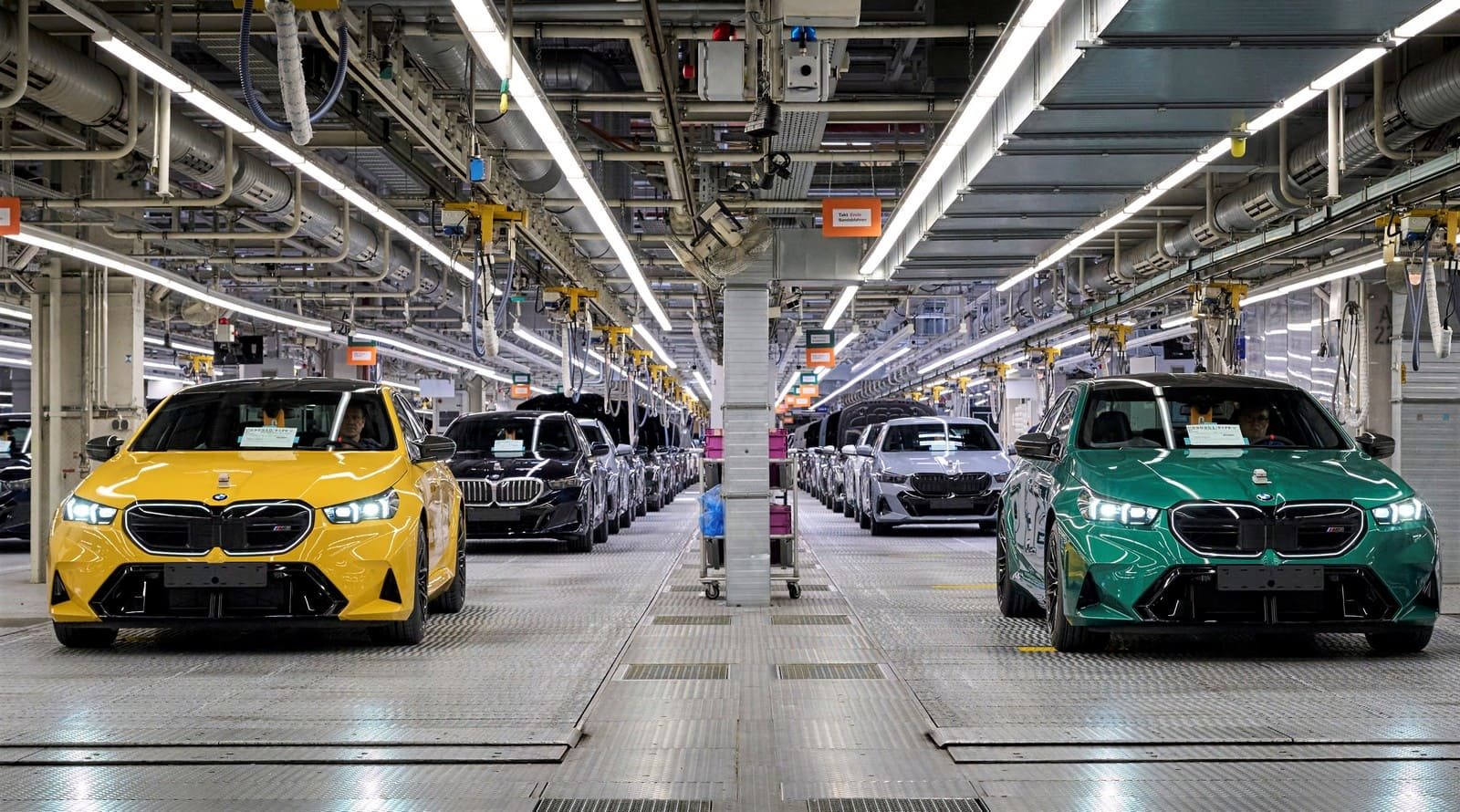 NOVO BMW M5 JÁ ESTÁ SENDO FABRICADO EM DINGOLFING, foto 4