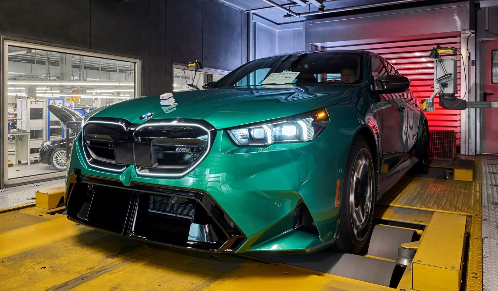 NOVO BMW M5 JÁ ESTÁ SENDO FABRICADO EM DINGOLFING, foto 9