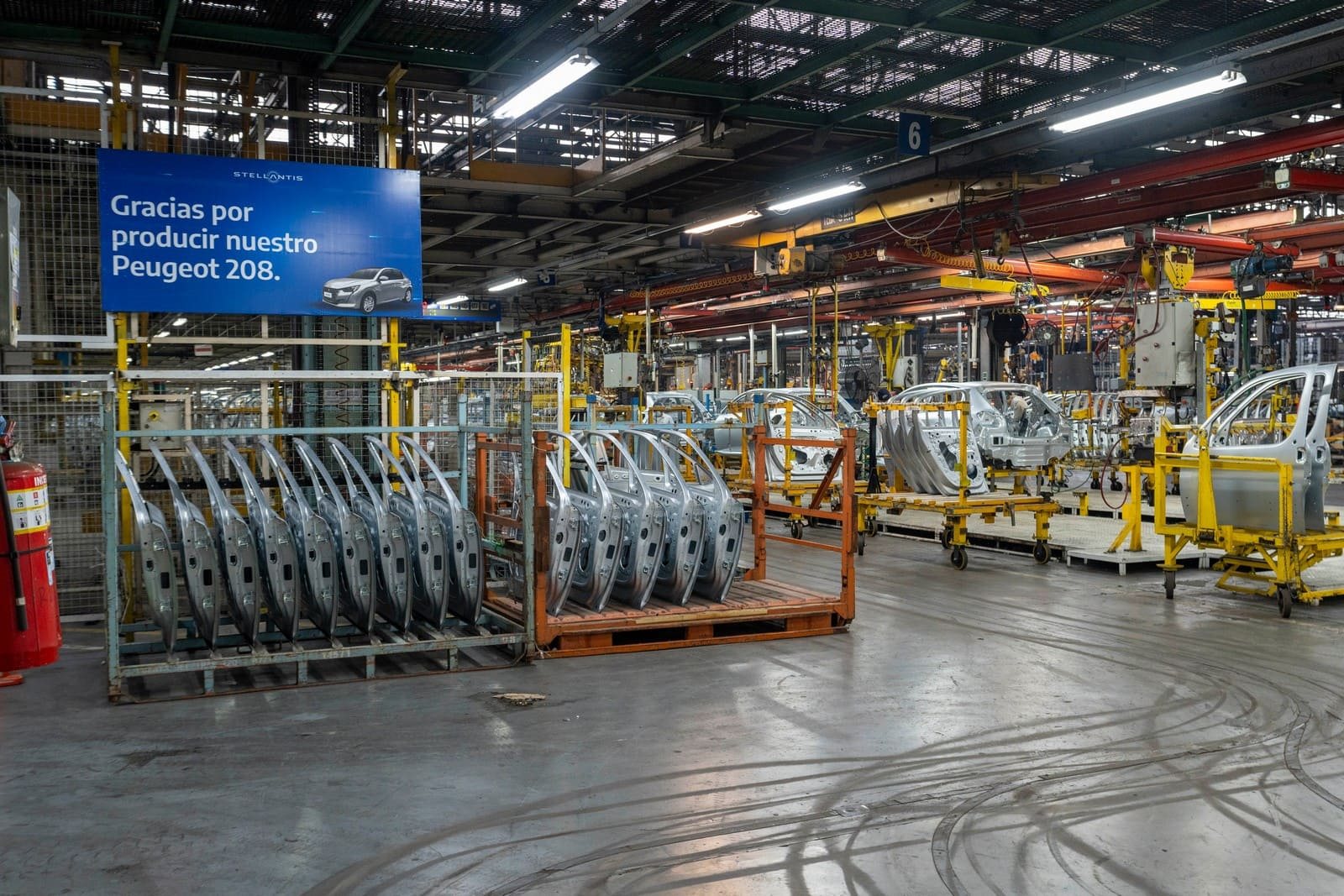 STELLANTIS ARGENTINA INICIOU A PRODUÇÃO EM SÉRIE DO NOVO PEUGEOT 2008 EM SUA PLANTA DE El PALOMAR, foto 3