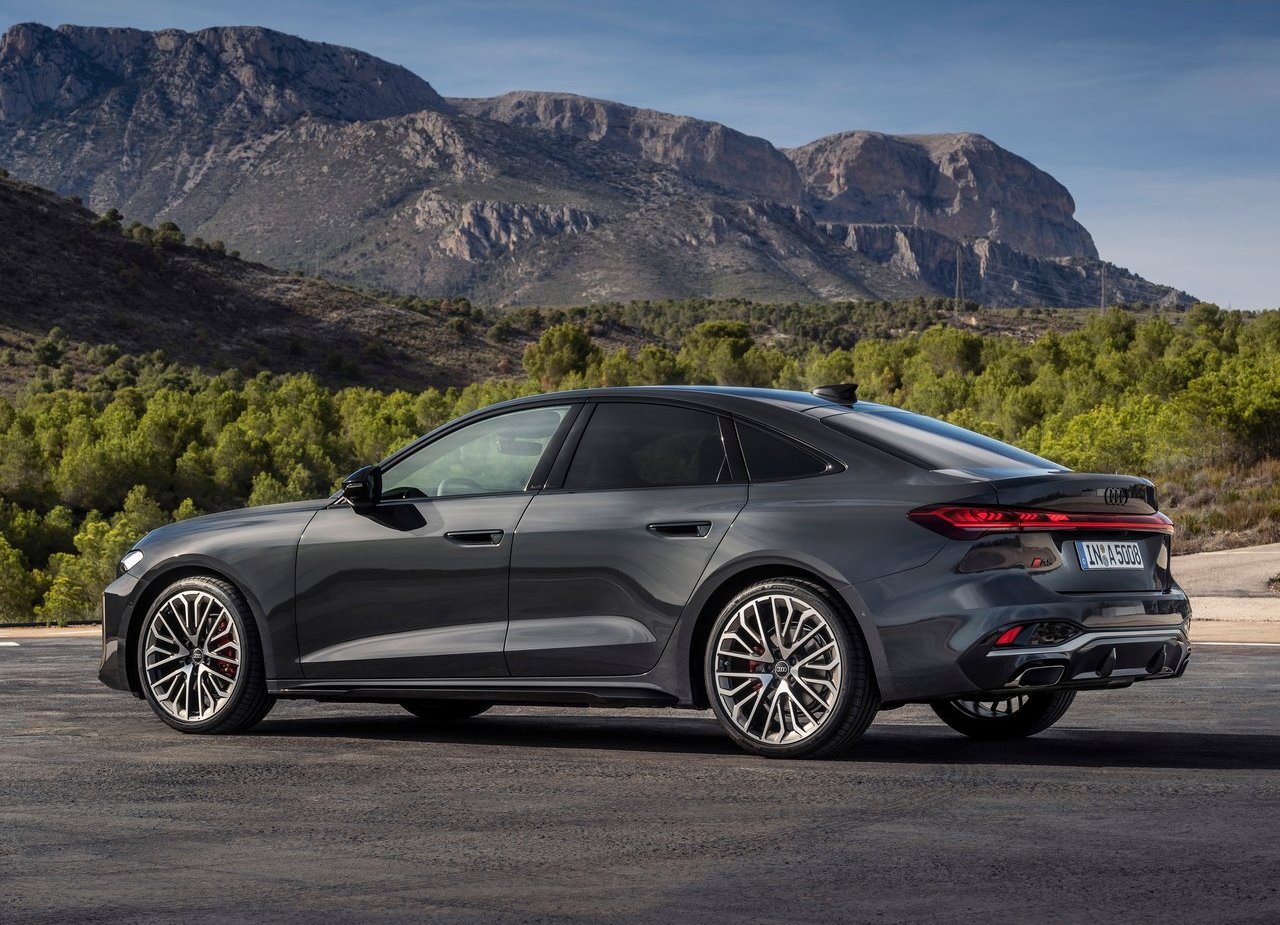 A NOVA FAMÍLIA AUDI A5: ESPORTIVIDADE PREMIUIM, foto 111