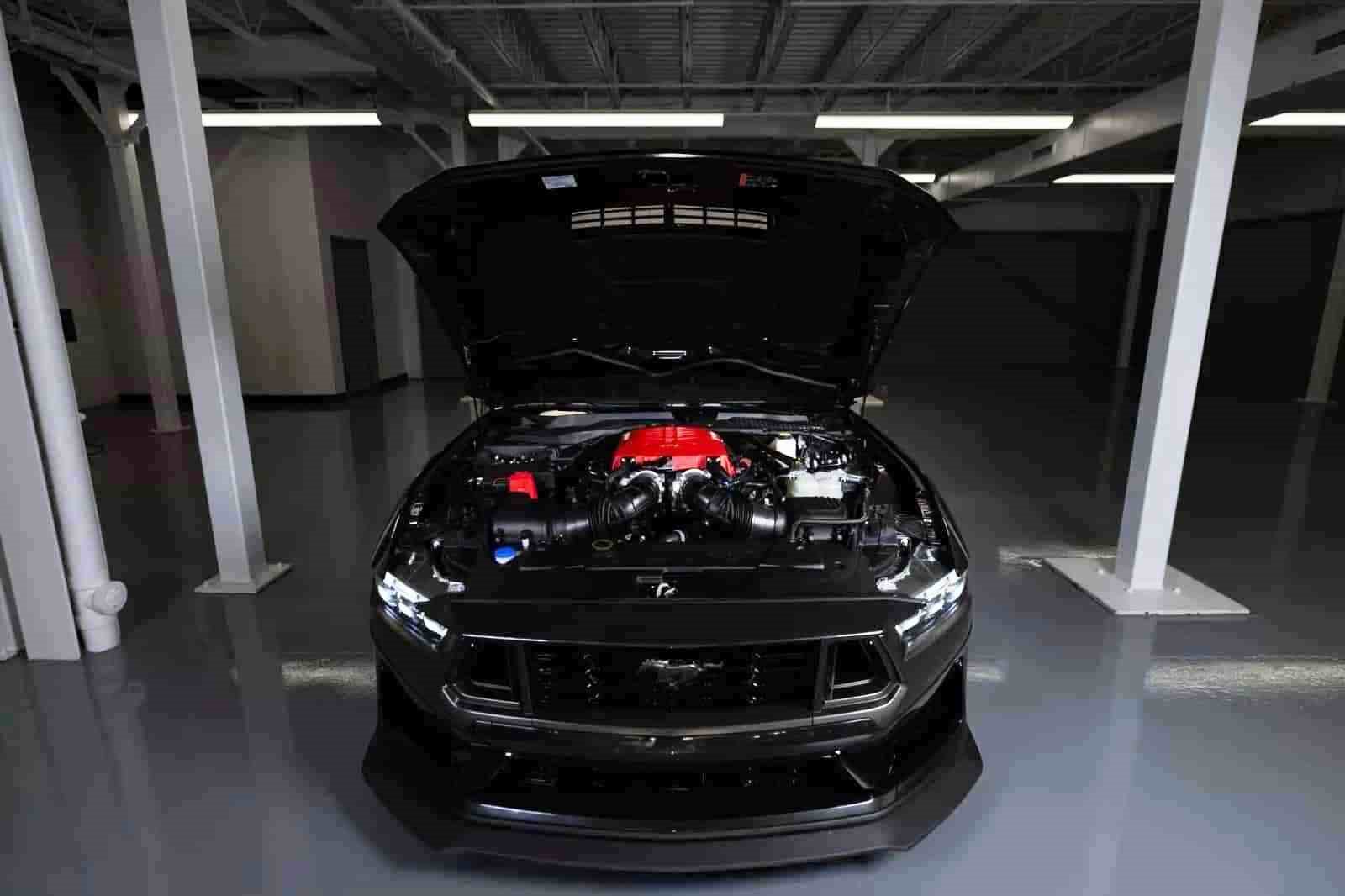 ROUSH PERFORMANCE OFERECE UM FORD MUSTANG V8 COM 335 CV ADICIONAIS, foto 1
