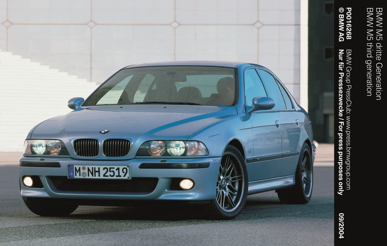 A HISTÓRIA DO BMW M5: PARADIGMA DO SEDAN ESPORTIVO HÁ 40 ANOS, foto 11