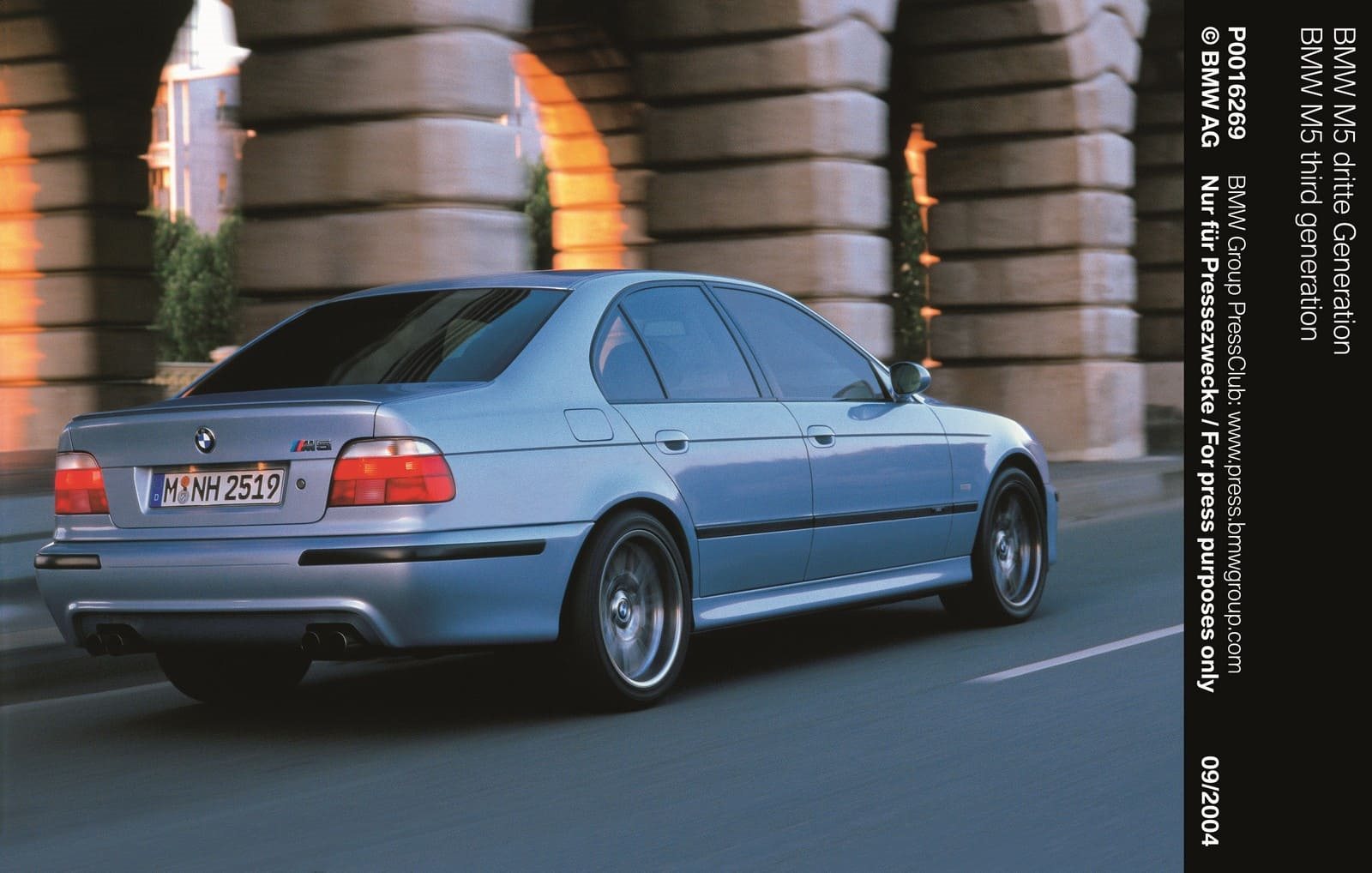 A HISTÓRIA DO BMW M5: PARADIGMA DO SEDAN ESPORTIVO HÁ 40 ANOS, foto 12