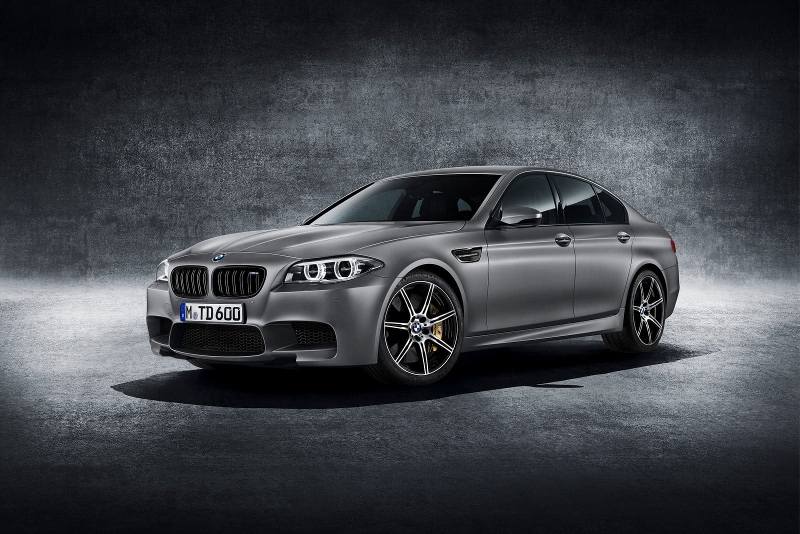 A HISTÓRIA DO BMW M5: PARADIGMA DO SEDAN ESPORTIVO HÁ 40 ANOS, foto 27