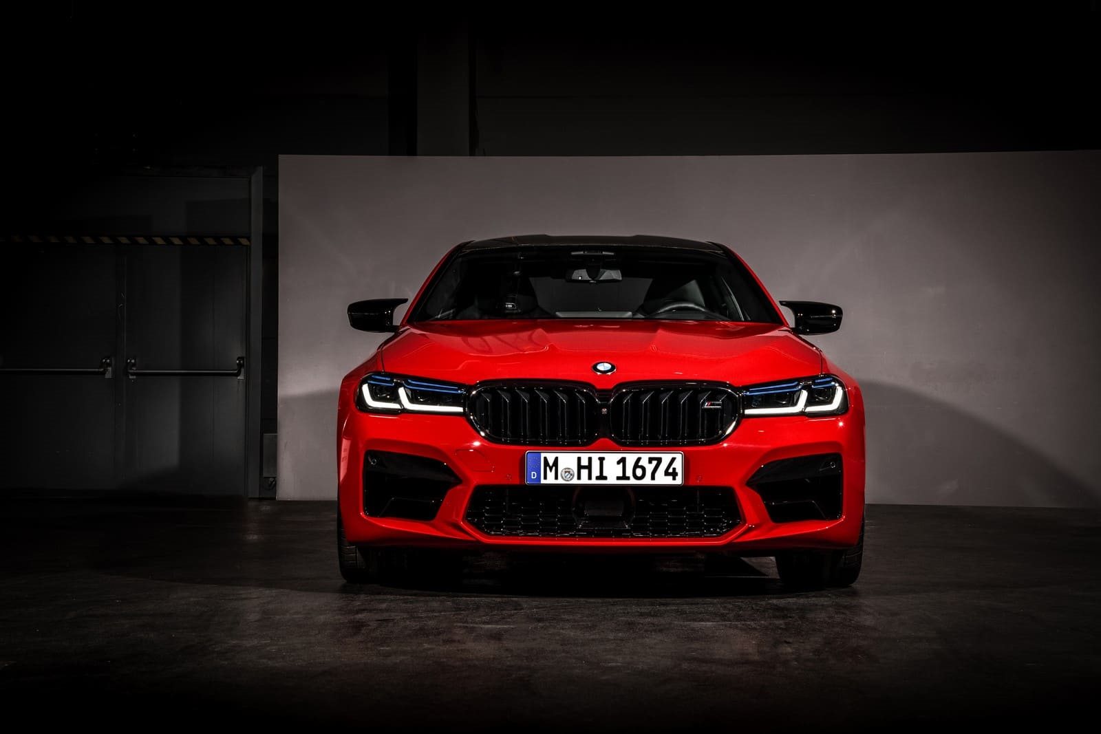 A HISTÓRIA DO BMW M5: PARADIGMA DO SEDAN ESPORTIVO HÁ 40 ANOS, foto 29