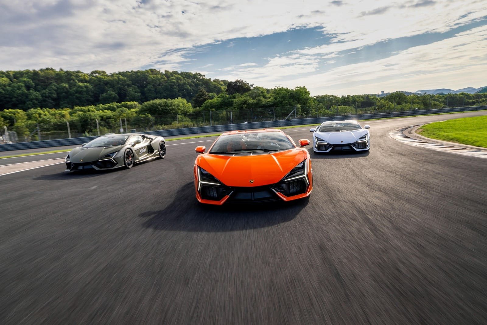LAMBORGHINI ESPERIENZA CORSA 2024 COMEÇA NO CIRCUITO INTERNACIONAL DE ZHEJIANG, foto 3
