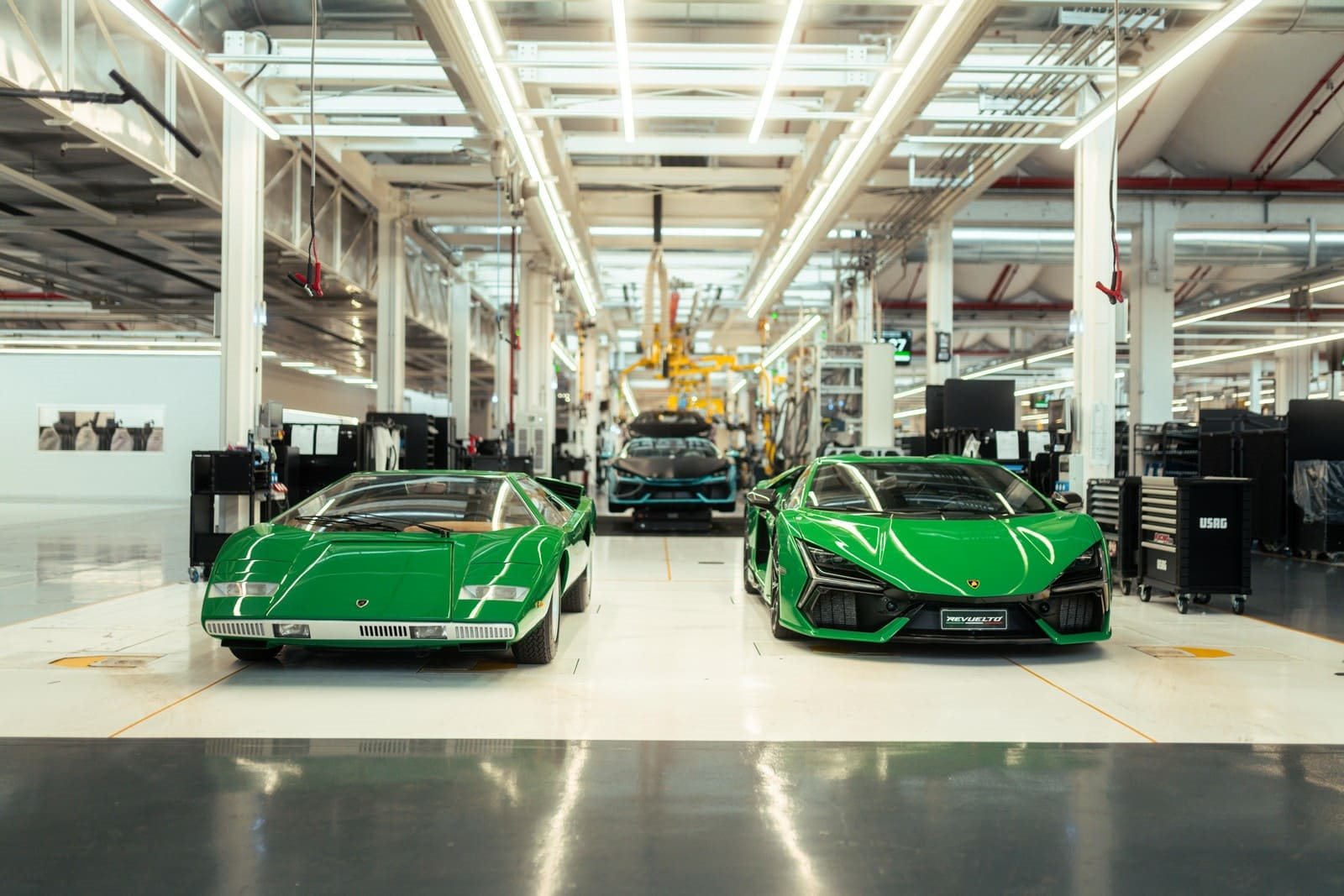 1974 - 2024: 50 ANOS DESDE A PRODUÇÃO DO PRIMEIRO LAMBORGHINI COUNTACH, foto 1