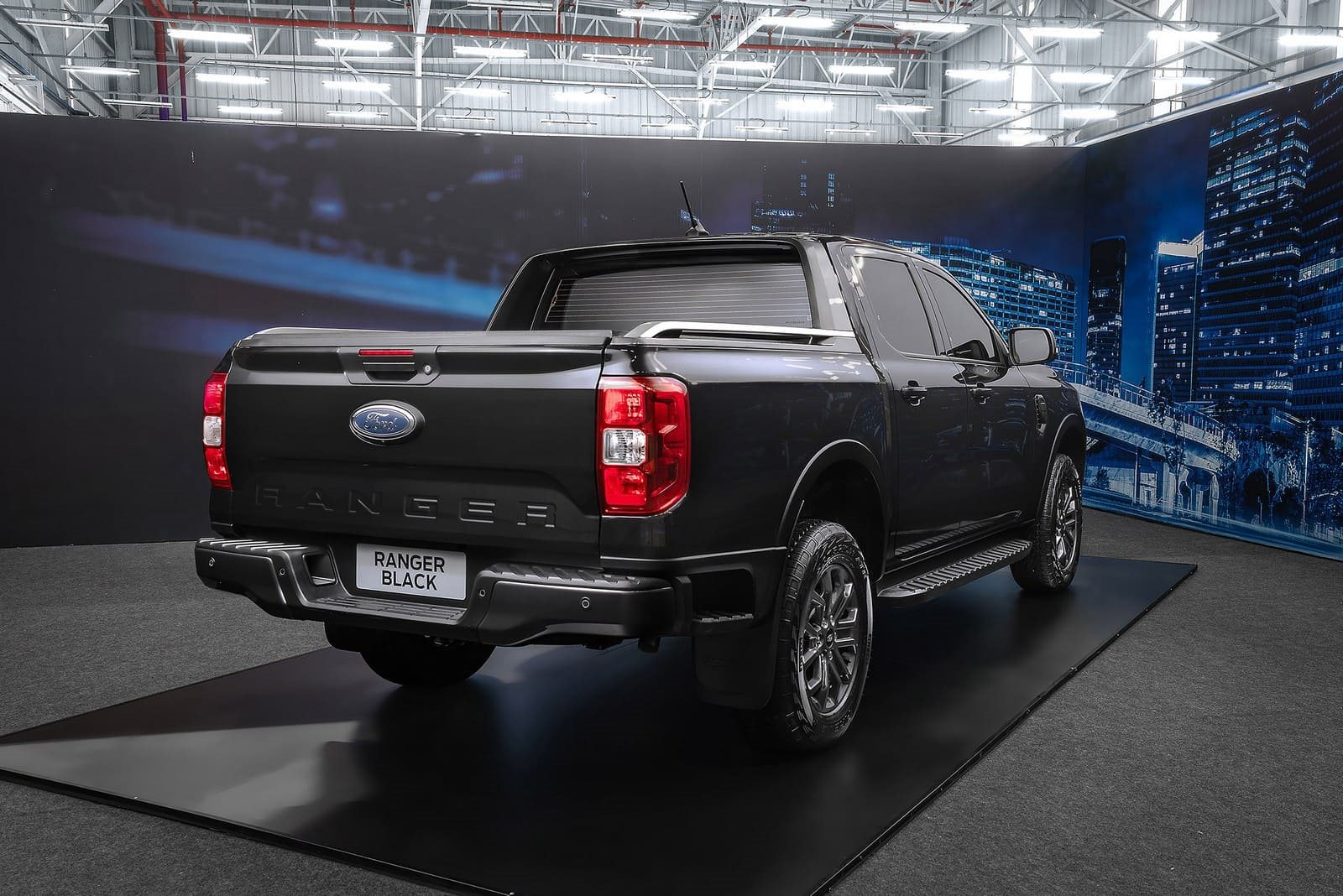 FORD CONFIRMA O LANÇAMENTO DA NOVA RANGER BLACK E REVELA AS PRIMEIRAS IMAGENS, foto 2