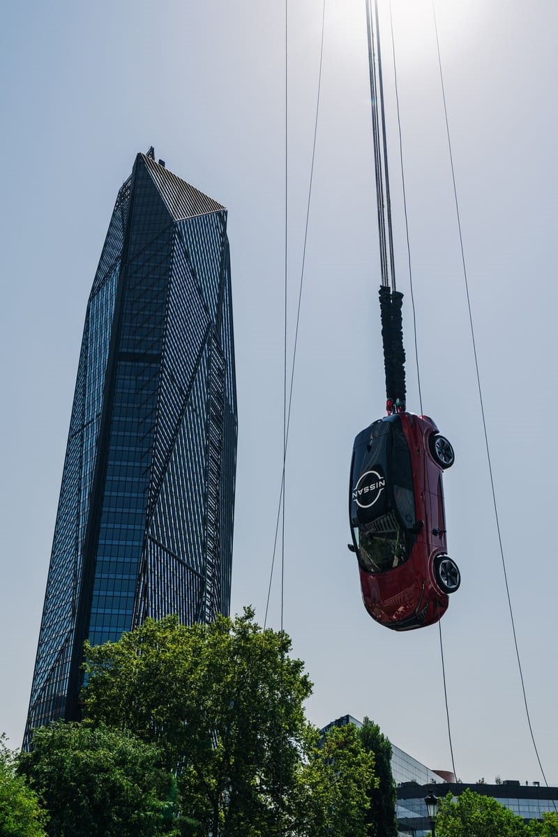 NOVO NISSAN QASHQAI QUEBRA RECORDE MUNDIAL DE MAIOR SALTO DE BUNGEE JUMP COM UM CARRO, foto 6