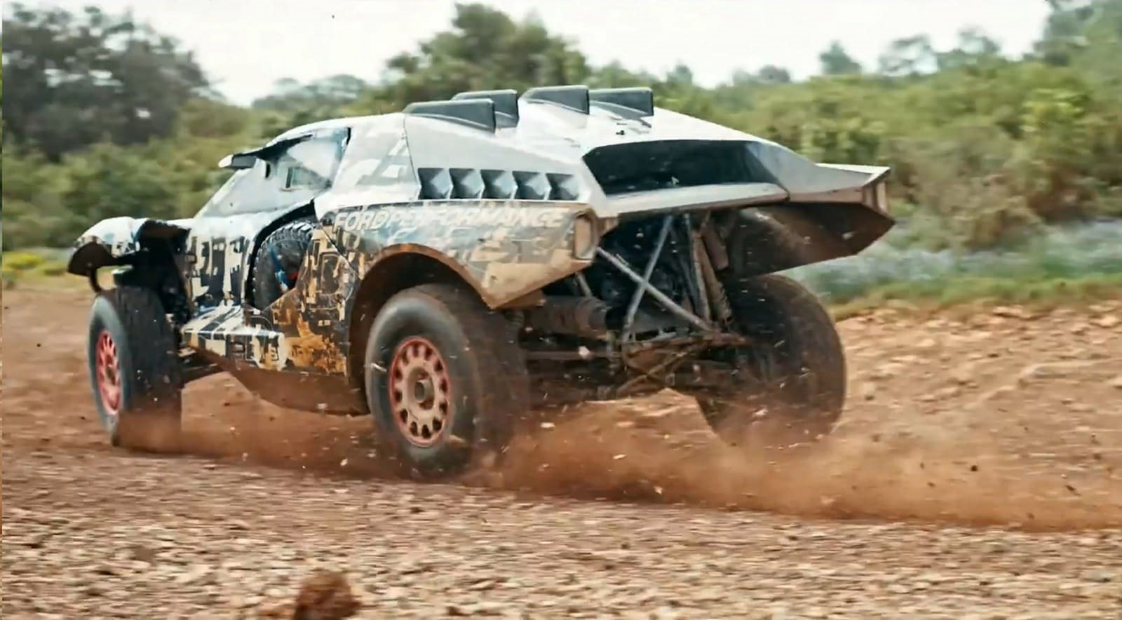 JORNADA AO DAKAR: FORD RAPTOR T1 PLUS É TESTADA NA ESPANHA E FRANÇA, foto 2
