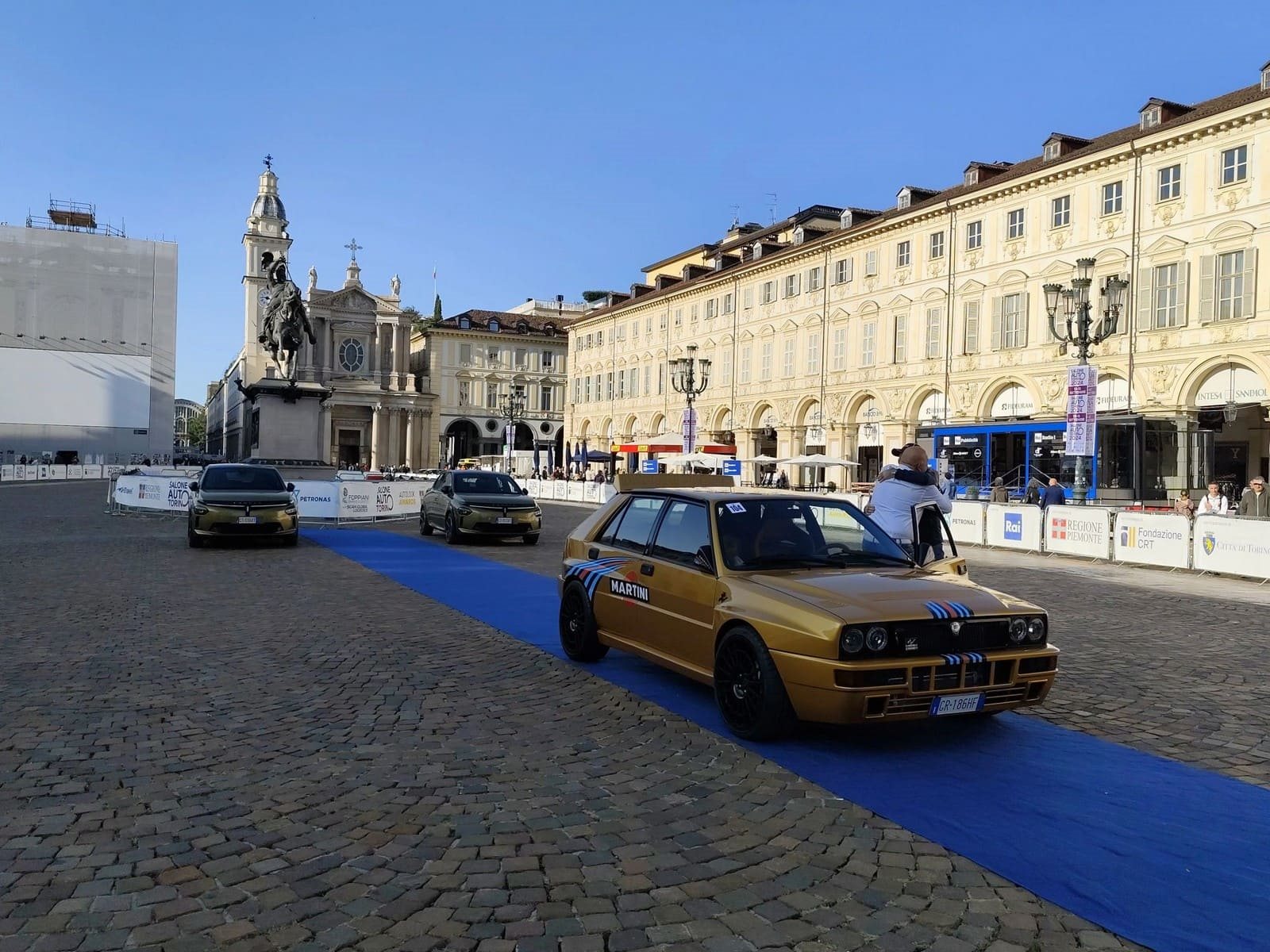 130 LANCIA DELTA EM TURIN COM MIKI BIASION, foto 1