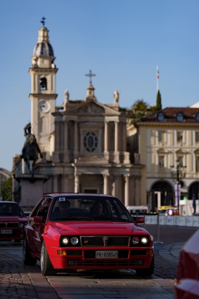130 LANCIA DELTA EM TURIN COM MIKI BIASION, foto 11