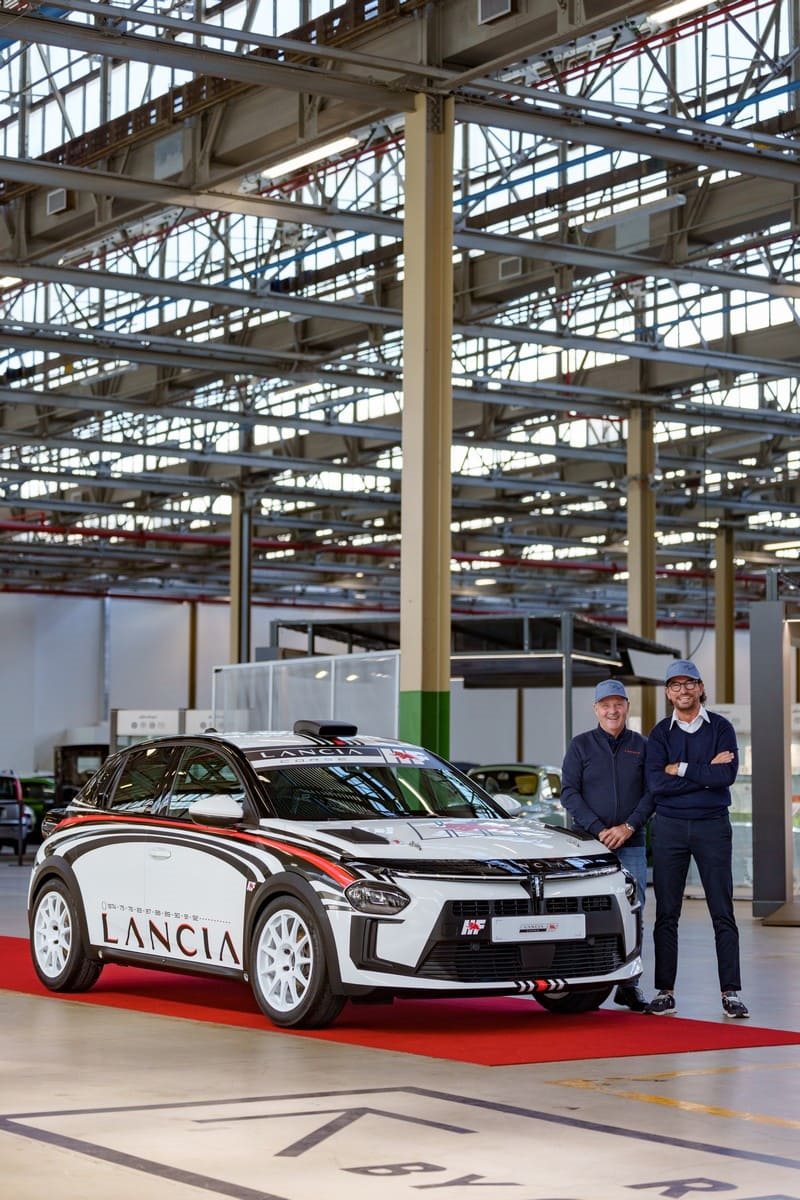130 LANCIA DELTA EM TURIN COM MIKI BIASION, foto 20
