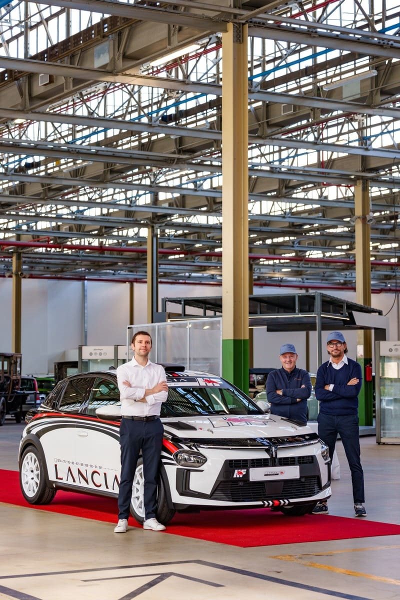 130 LANCIA DELTA EM TURIN COM MIKI BIASION, foto 21