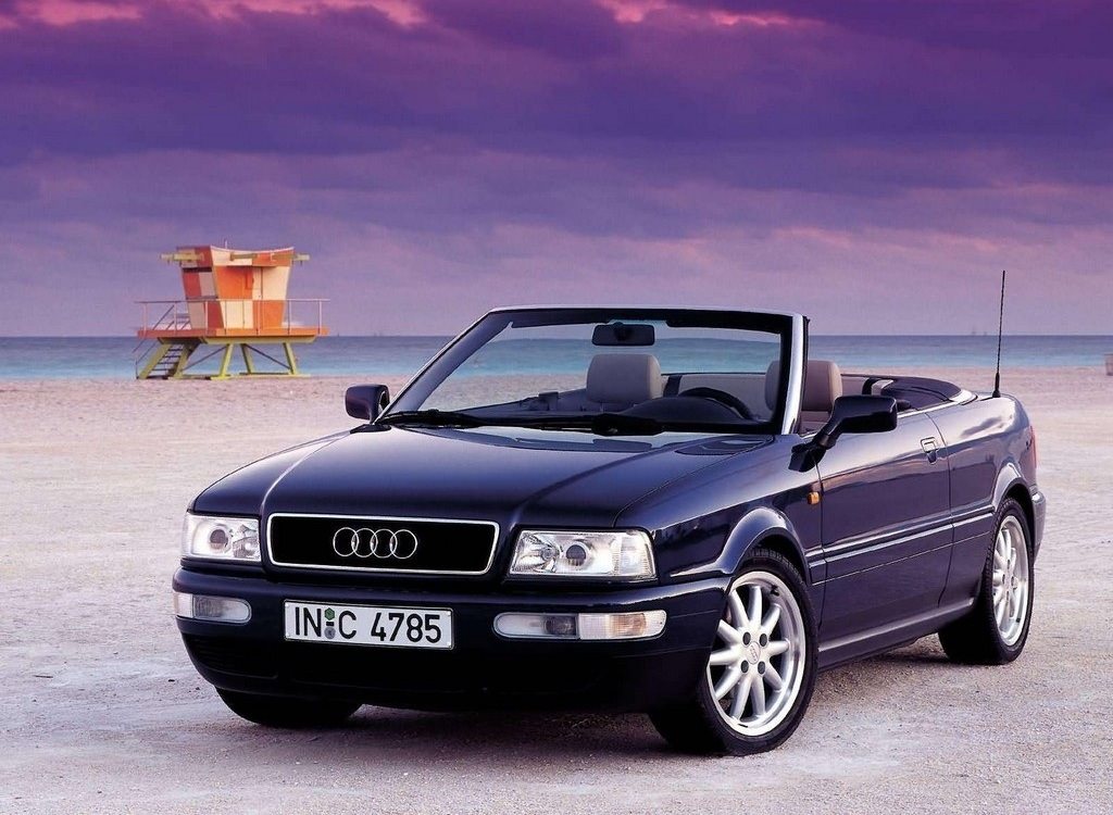 AUDI A4 CELEBRA 30 ANOS COM TRAÇÃO QUATTRO COM SOFISTICAÇÃO, foto 2