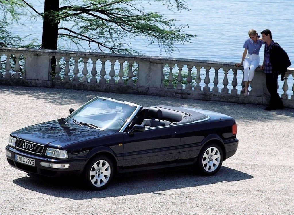 AUDI A4 CELEBRA 30 ANOS COM TRAÇÃO QUATTRO COM SOFISTICAÇÃO, foto 6