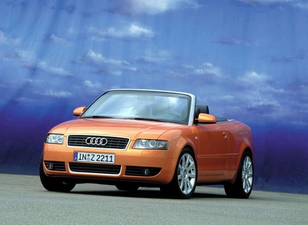 AUDI A4 CELEBRA 30 ANOS COM TRAÇÃO QUATTRO COM SOFISTICAÇÃO, foto 13