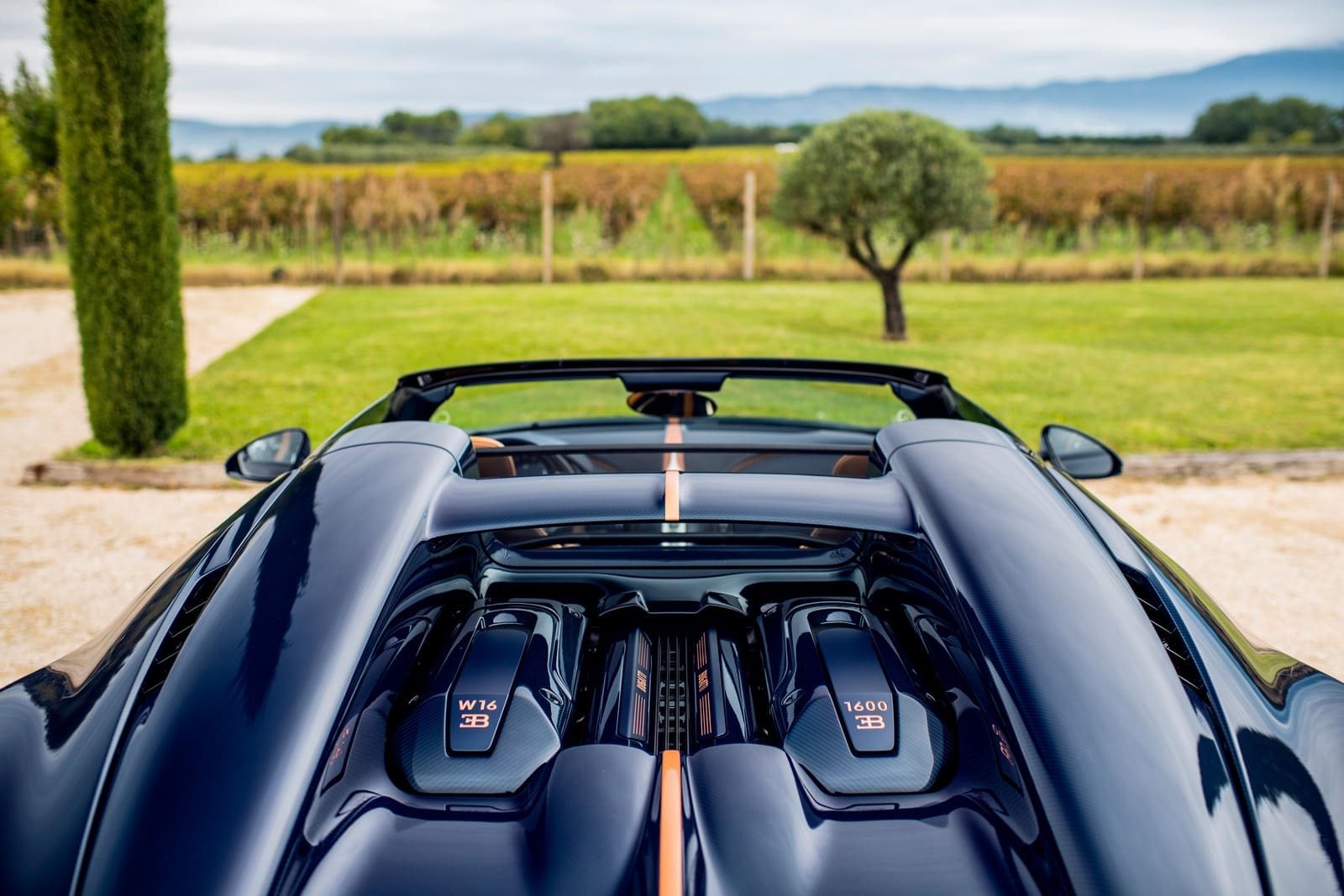 MESTRE DO AR: CRIANDO UMA NOVA GERAÇÃO DE DESIGN PARA O ROADSTER COM O BUGATTI W16 MISTRAL, foto 9
