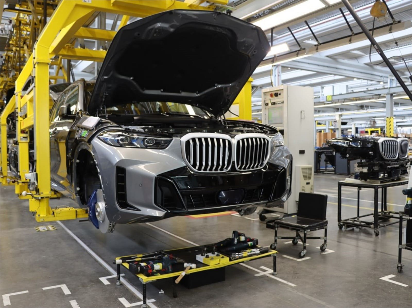 BMW INICIA A PRODUÇÃO DO BMW X5 NO BRASIL, PRIMEIRO MODELO HÍBRIDO PLUG-IN FABRICADO NA AMÉRICA DO SUL, foto 3