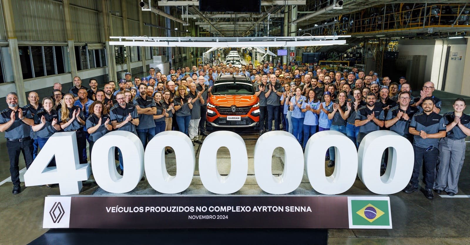 RENAULT ALCANÇA MARCA DE 4 MILHÕES DE VEÍCULOS PRODUZIDOS NO BRASIL, foto 1