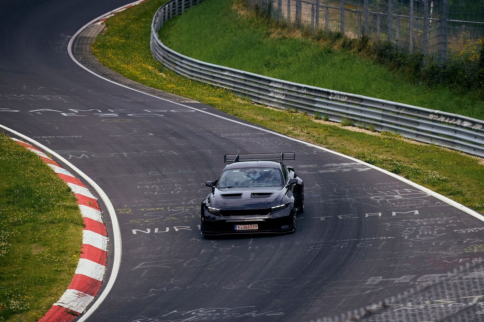 FORD MUSTANG GTD FAZ HISTÓRIA EM NÜRBURGRING, foto 1