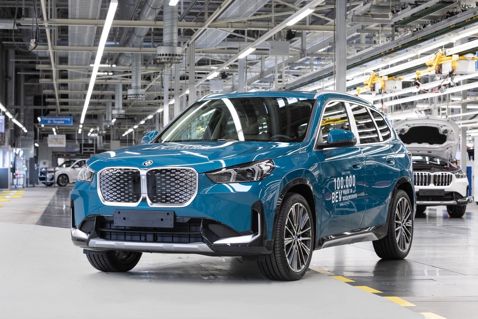 PLANTA DA BMW EM REGENSBURG ESTABELECE RECORDE, COM 100.000 VEÍCULOS TOTALMENTE ELÉTRICOS PRODUZIDOS EM 2024, foto 3
