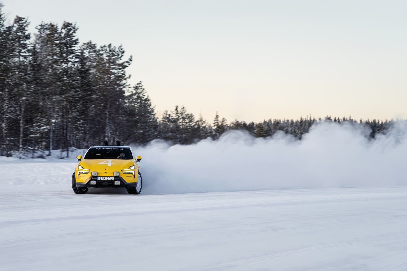 POLESTAR CRIA COLEÇÃO DE CARROS ‘ARCTIC CIRCLE’ PARA MOSTRAR O DNA DE DESEMPENHO SUECO, foto 5