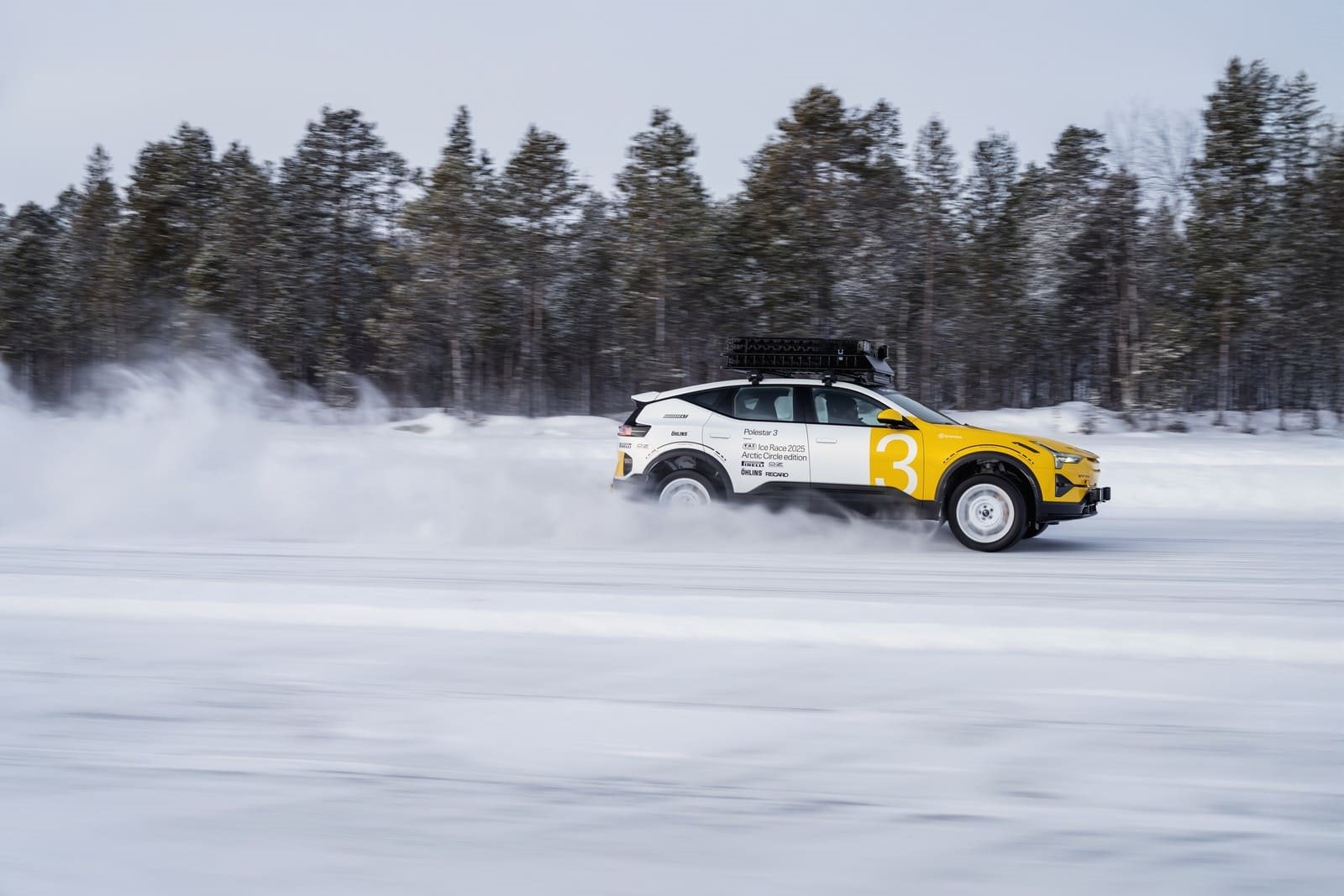 POLESTAR CRIA COLEÇÃO DE CARROS ‘ARCTIC CIRCLE’ PARA MOSTRAR O DNA DE DESEMPENHO SUECO, foto 9