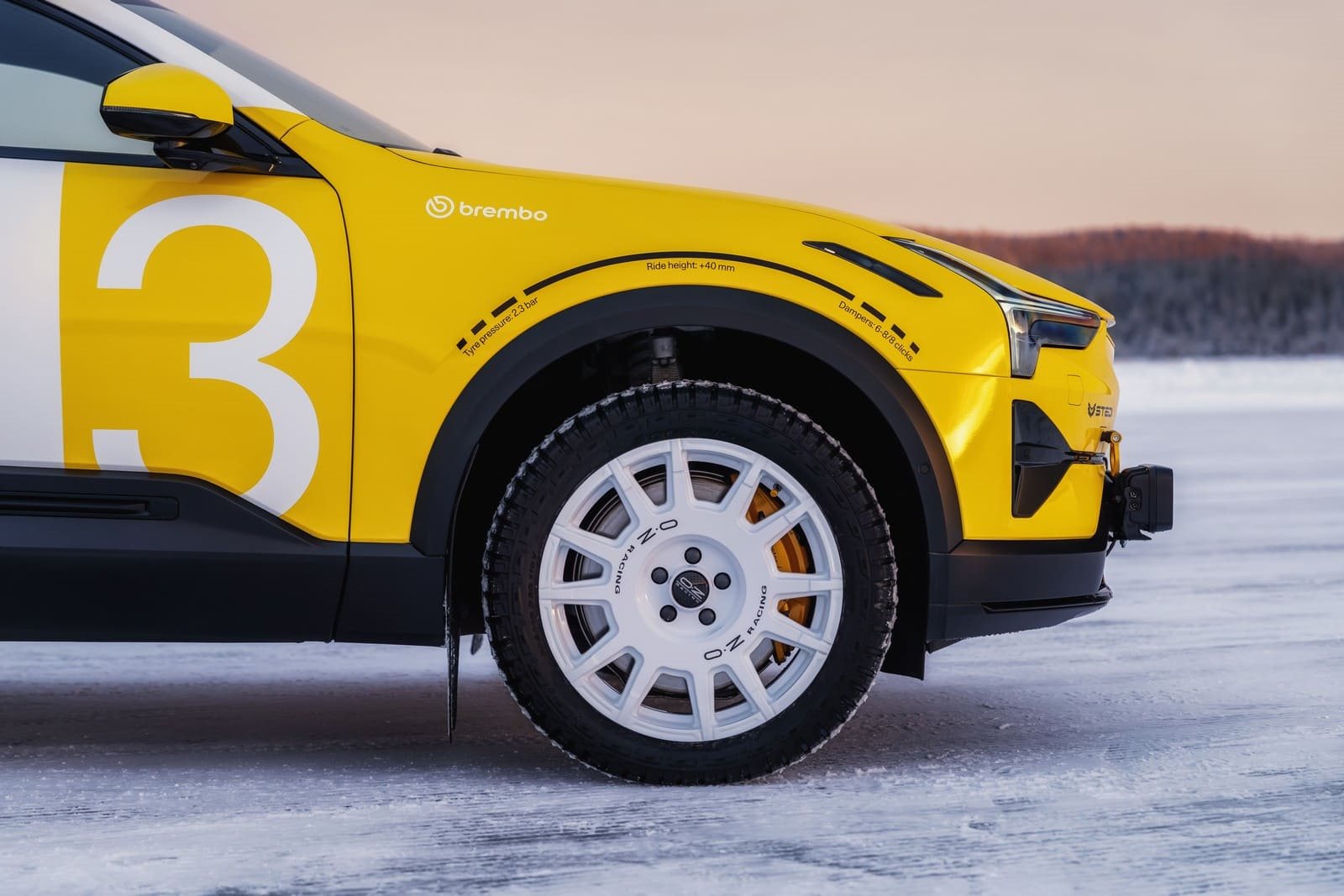 POLESTAR CRIA COLEÇÃO DE CARROS ‘ARCTIC CIRCLE’ PARA MOSTRAR O DNA DE DESEMPENHO SUECO, foto 12