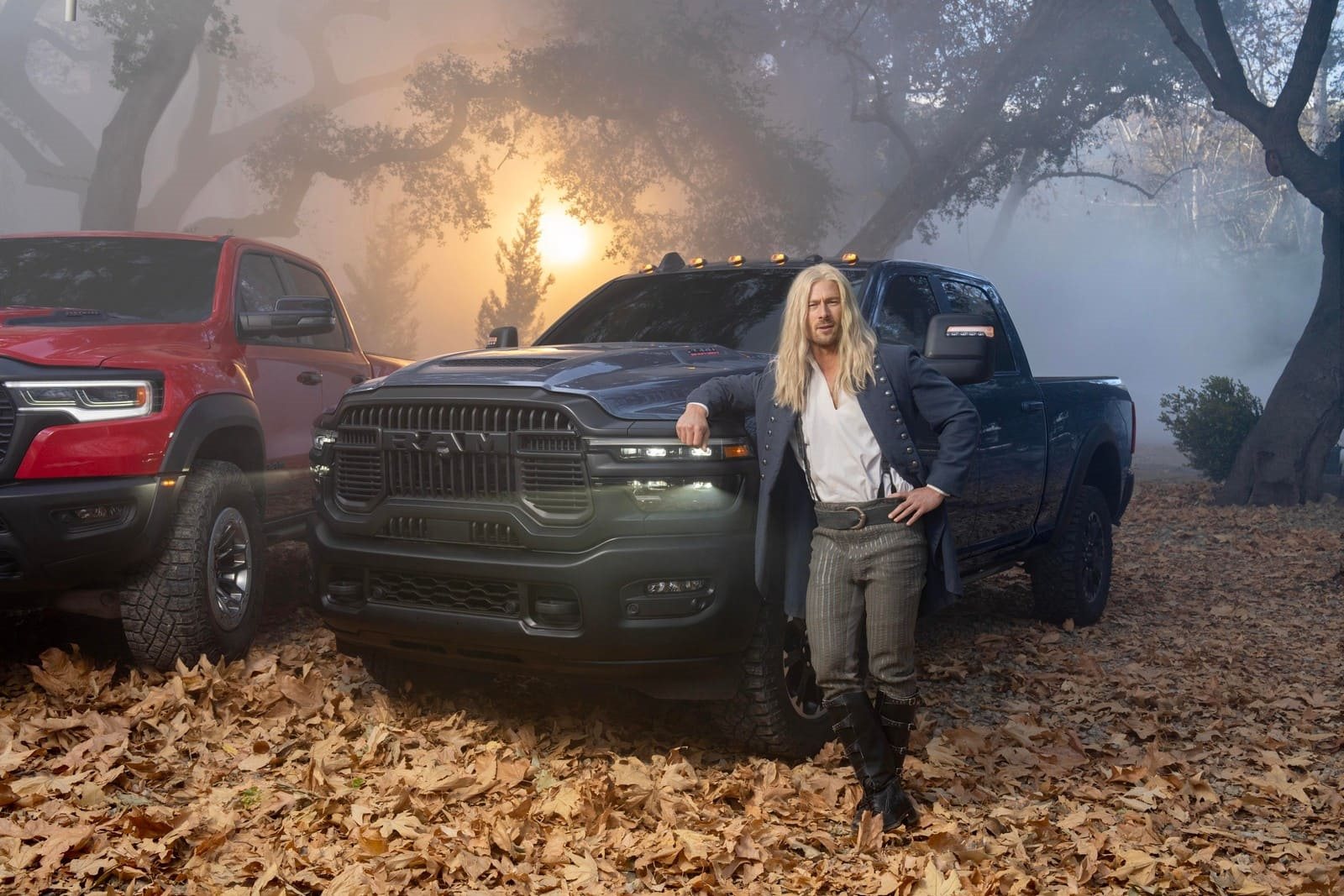 CACHINHOS DOURADOS E AS TRÊS PICK-UPS! O ATOR GLEN POWELL E A RAM DÃO UM NOVO TOQUE AO CLÁSSICO CONTO DE FADAS NO COMERCIAL DO ‘BIG GAME’, foto 3