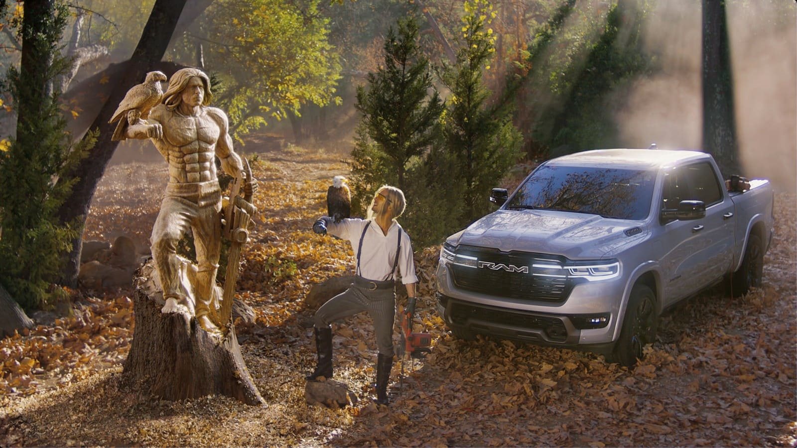 CACHINHOS DOURADOS E AS TRÊS PICK-UPS! O ATOR GLEN POWELL E A RAM DÃO UM NOVO TOQUE AO CLÁSSICO CONTO DE FADAS NO COMERCIAL DO ‘BIG GAME’, foto 4