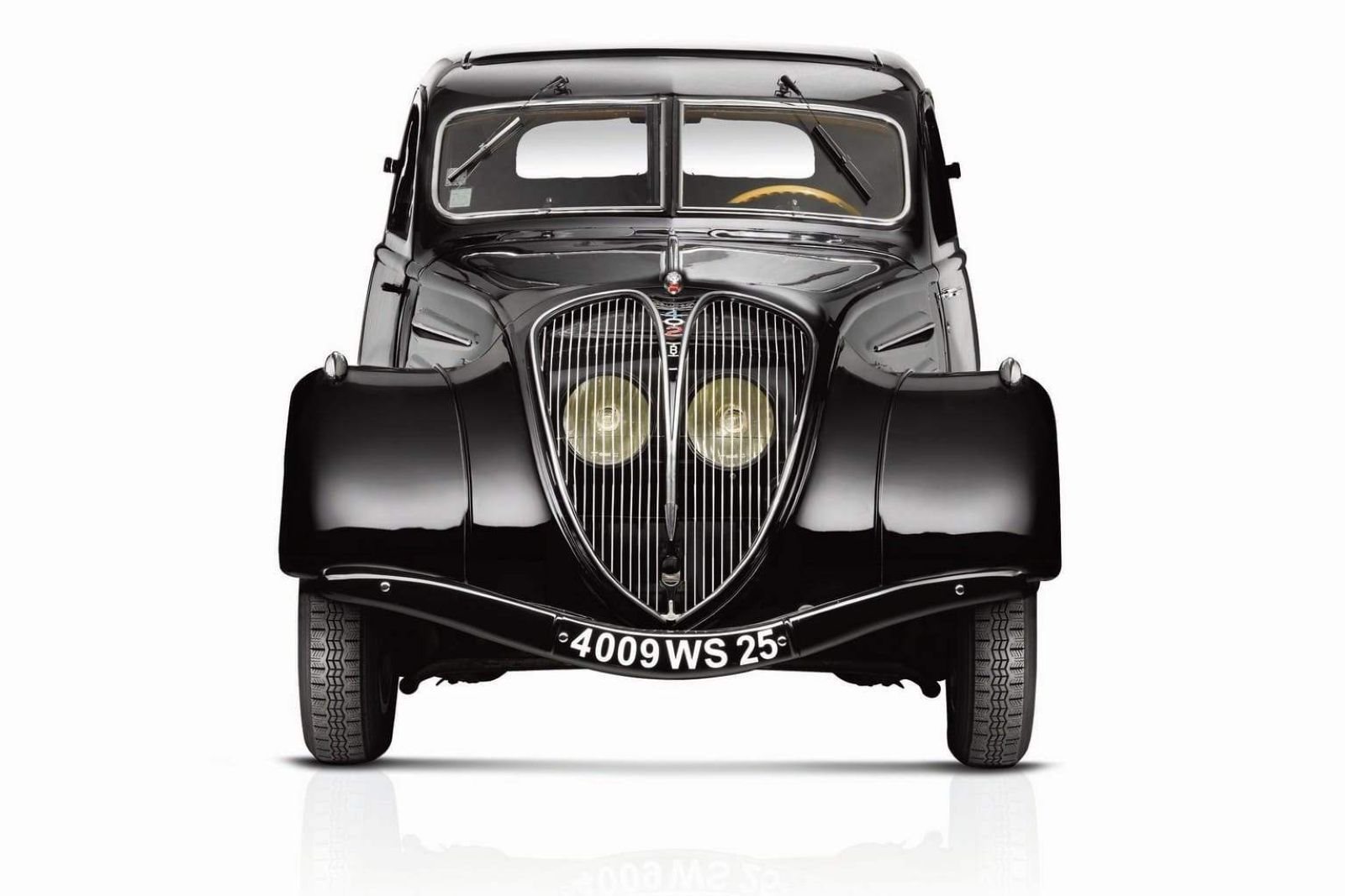 ELEGÂNCIA, ‘ALLURE’ E INOVAÇÃO: O PEUGEOT 402 COMEMORA SEU 90º ANIVERSÁRIO, foto 5