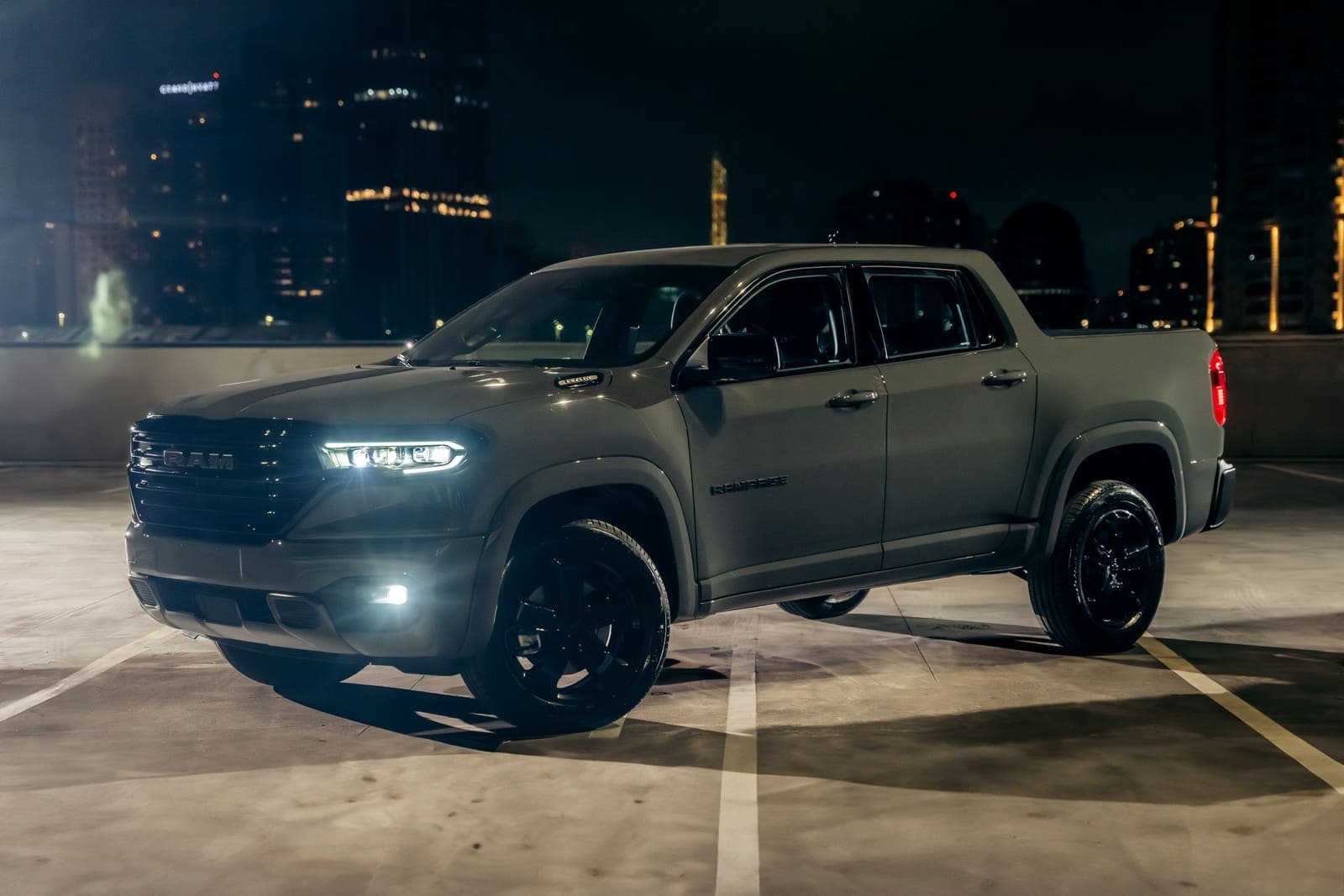 RAM RAMPAGE LARAMIE 2.2 TURBODIESEL ESTREIA PACOTE NIGHT EDITION, foto 1
